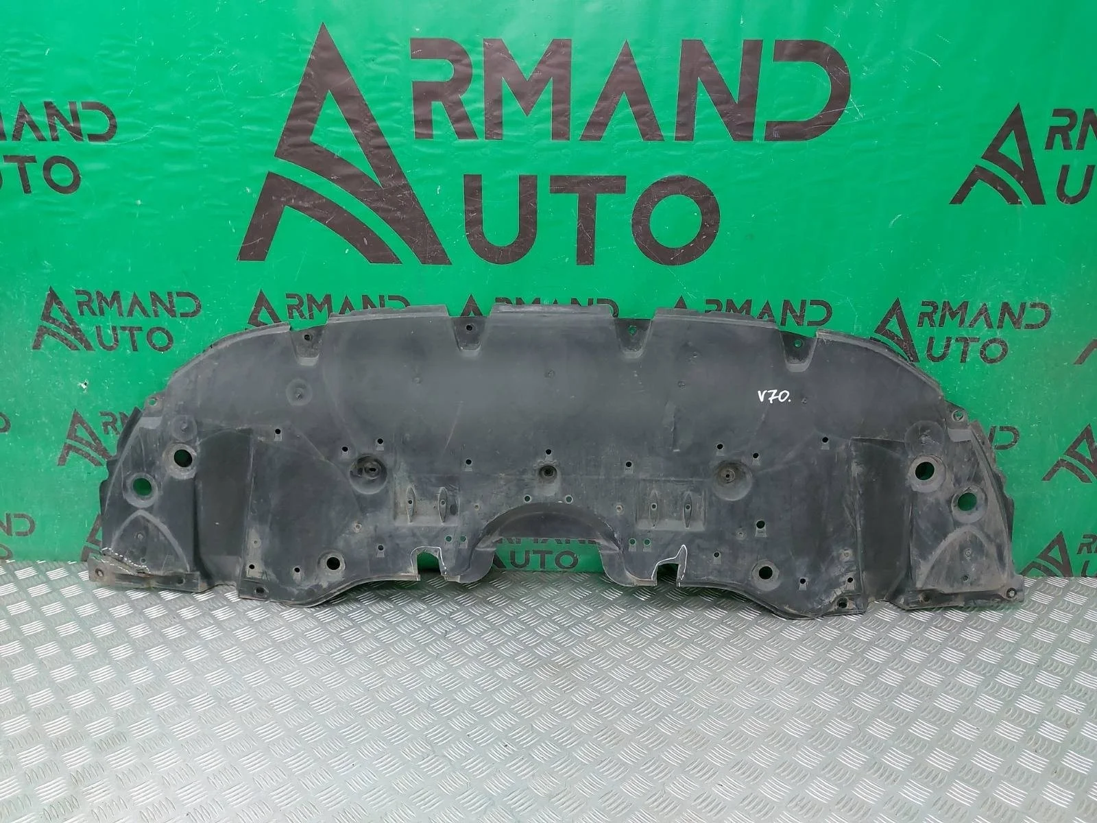 Пыльник бампера Toyota Camry 2020-нв 8 XV70