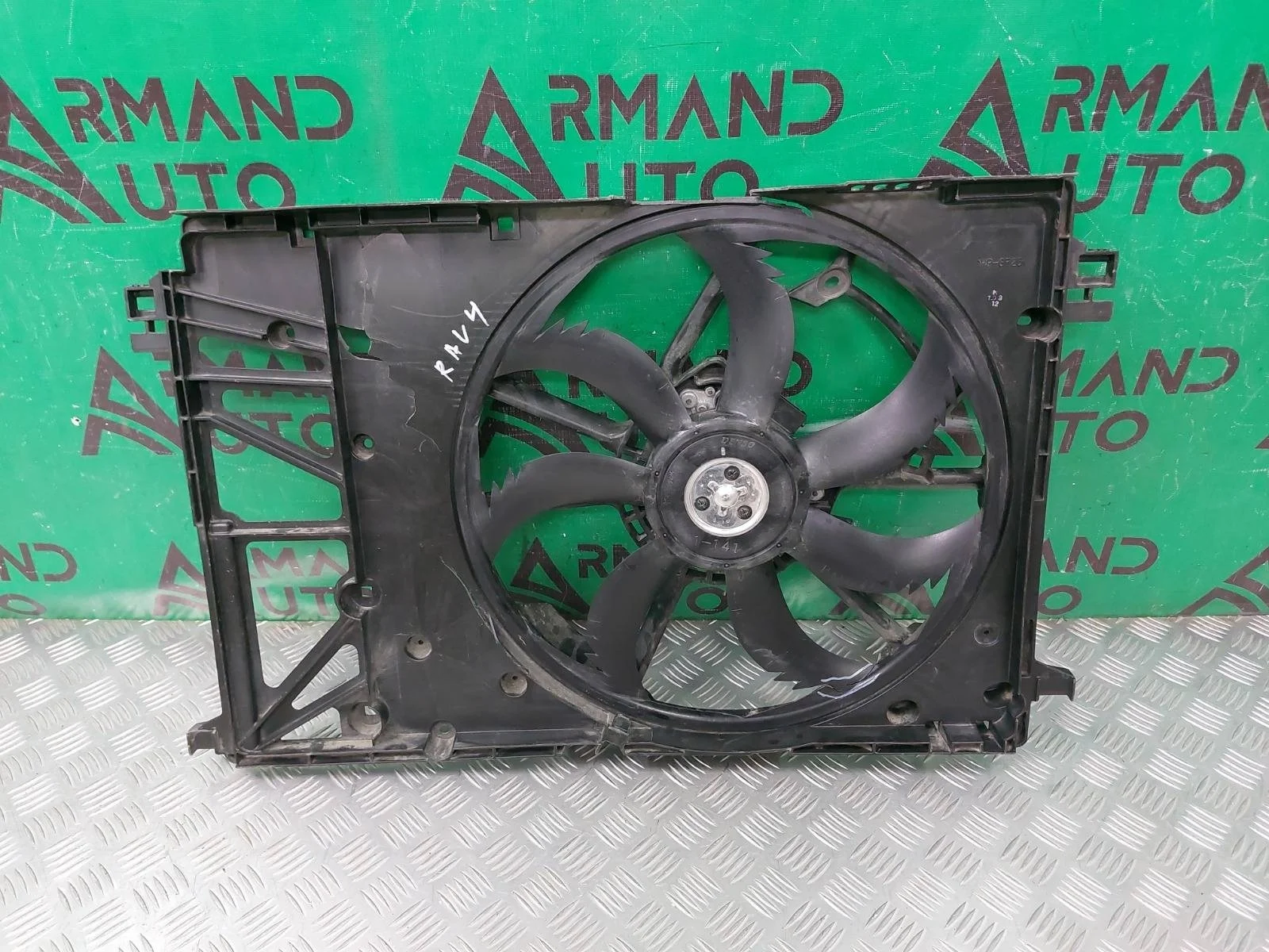 Диффузор вентилятора Toyota Camry 2017-нв 8 XV70