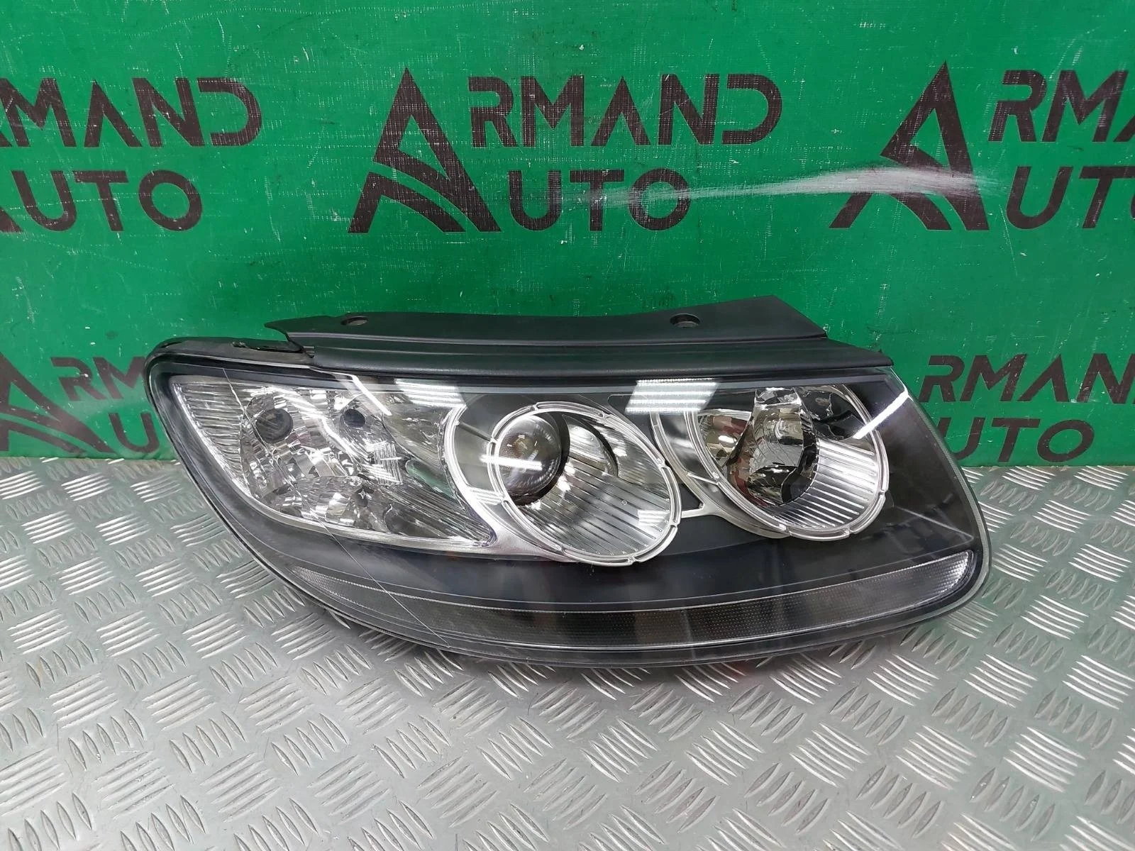 Фара Hyundai Santa Fe 2009-2012 CM