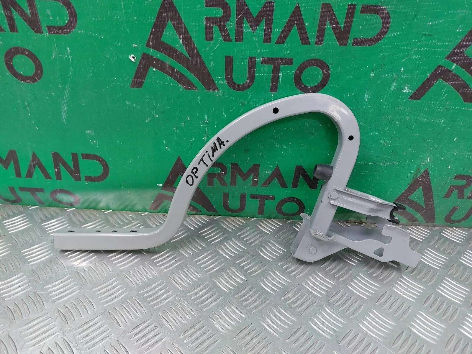 Петля крышки багажника Hyundai Sonata 2017-2019 LF