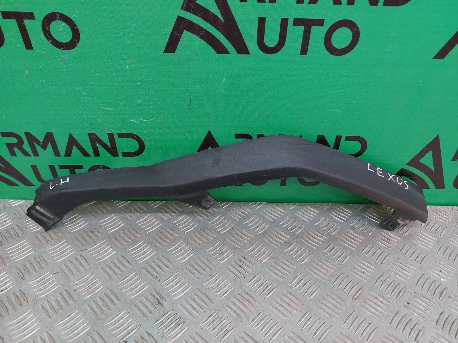 Накладка бампера Lexus RX 2015-2019 4