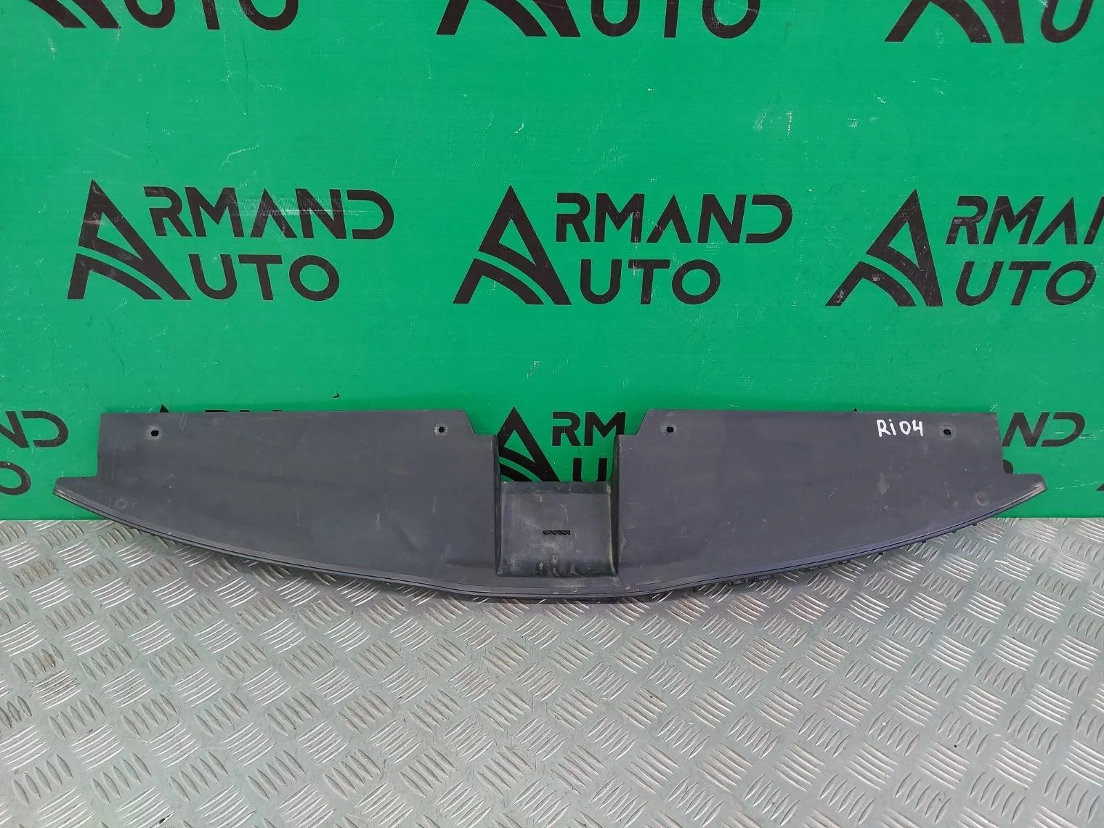 Кожух замка капота Kia Rio 2017-нв 4 FB