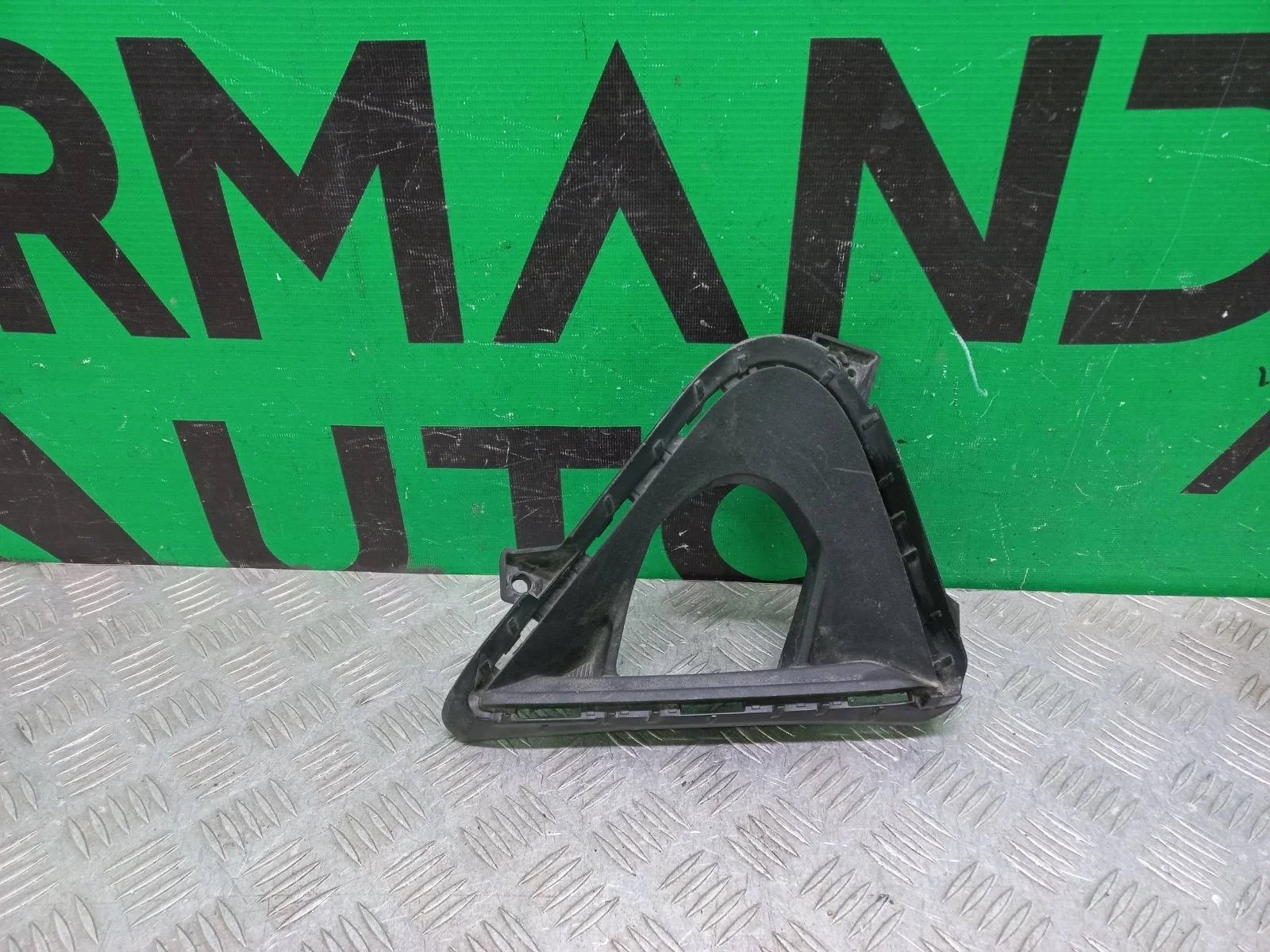 Окантовка птф Hyundai Solaris 2020-нв