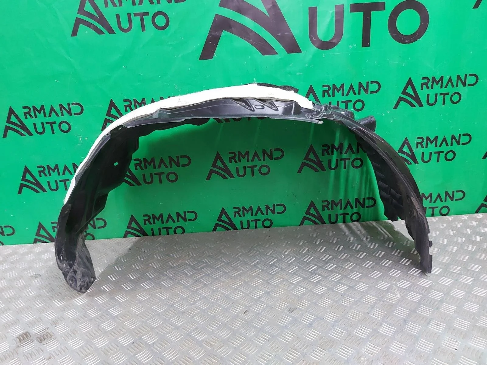 Подкрылок Toyota Land Cruiser 2021-нв 300