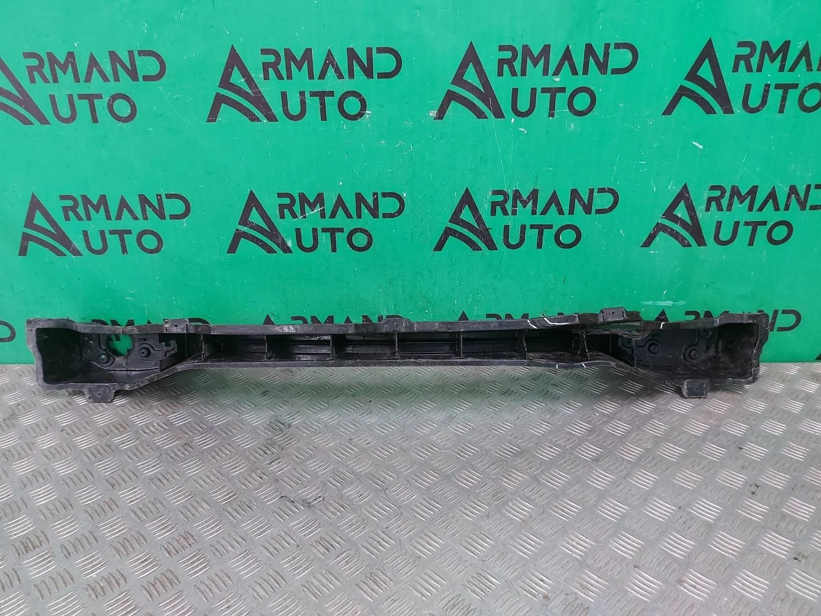 Усилитель бампера Hyundai Santa Fe 2018-2020 4 TM