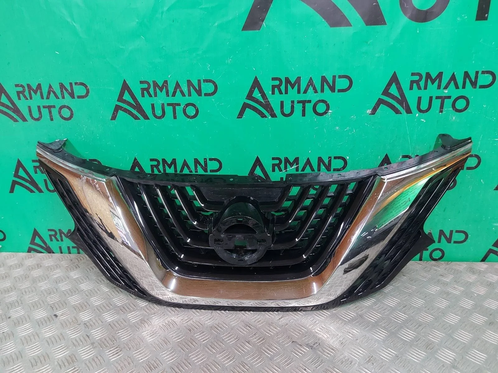 Решетка радиатора Nissan Murano 2014-нв Z52