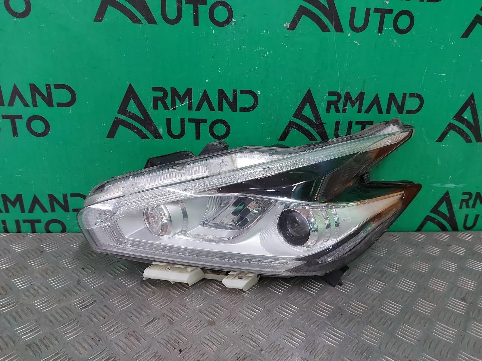 Фара Nissan Murano 2014-нв Z52