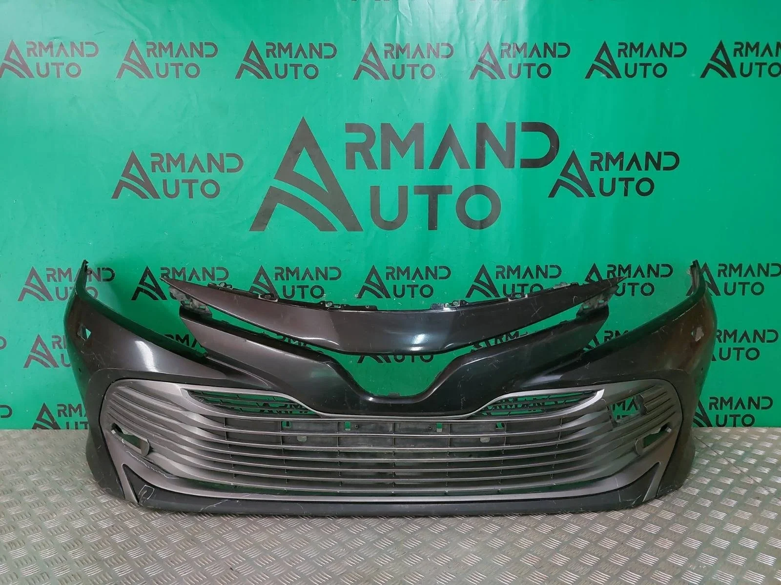 Бампер Toyota Camry 2017-2021 8 XV70