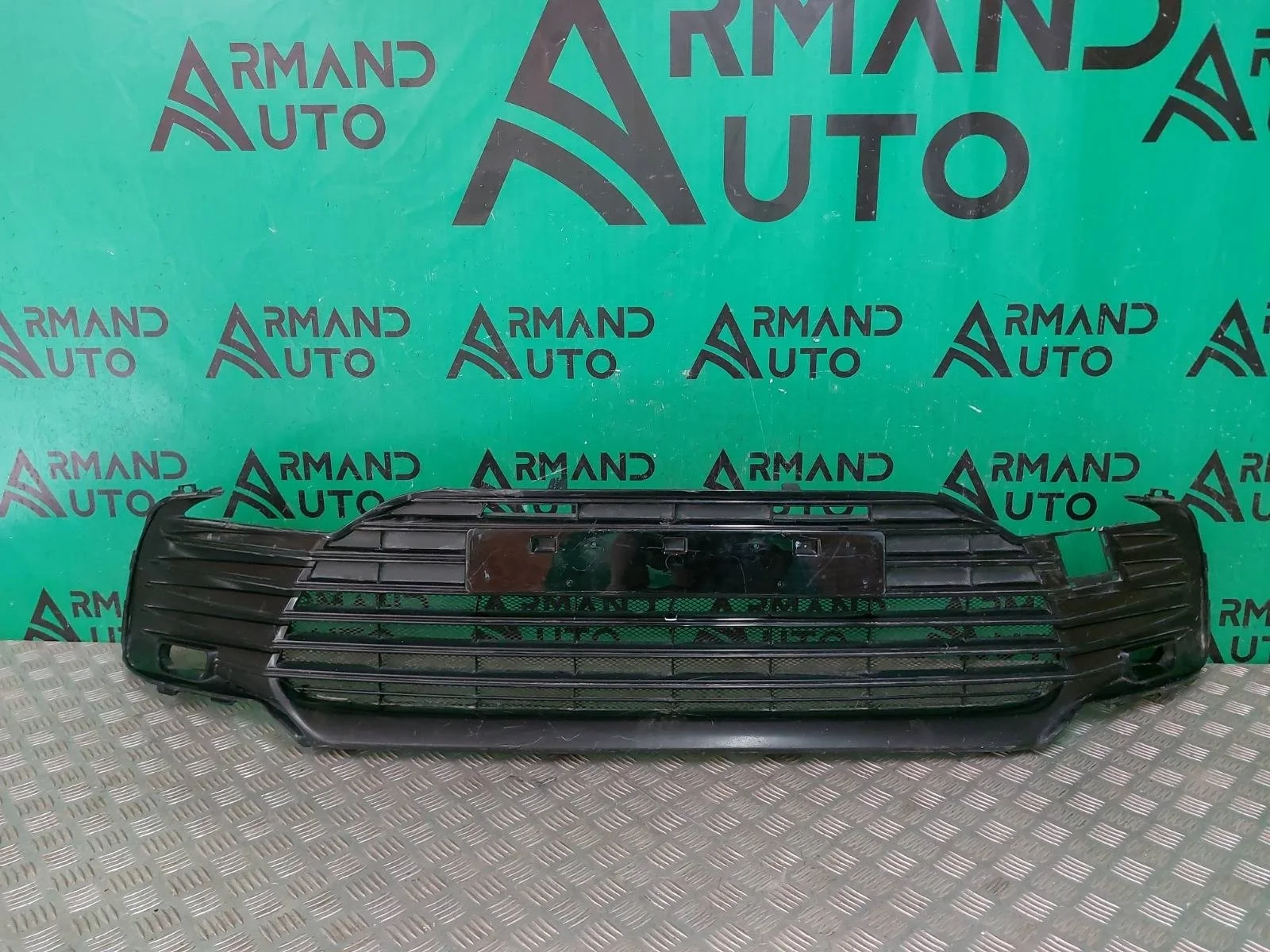 Решетка бампера Toyota Camry 2020-нв 8 XV70