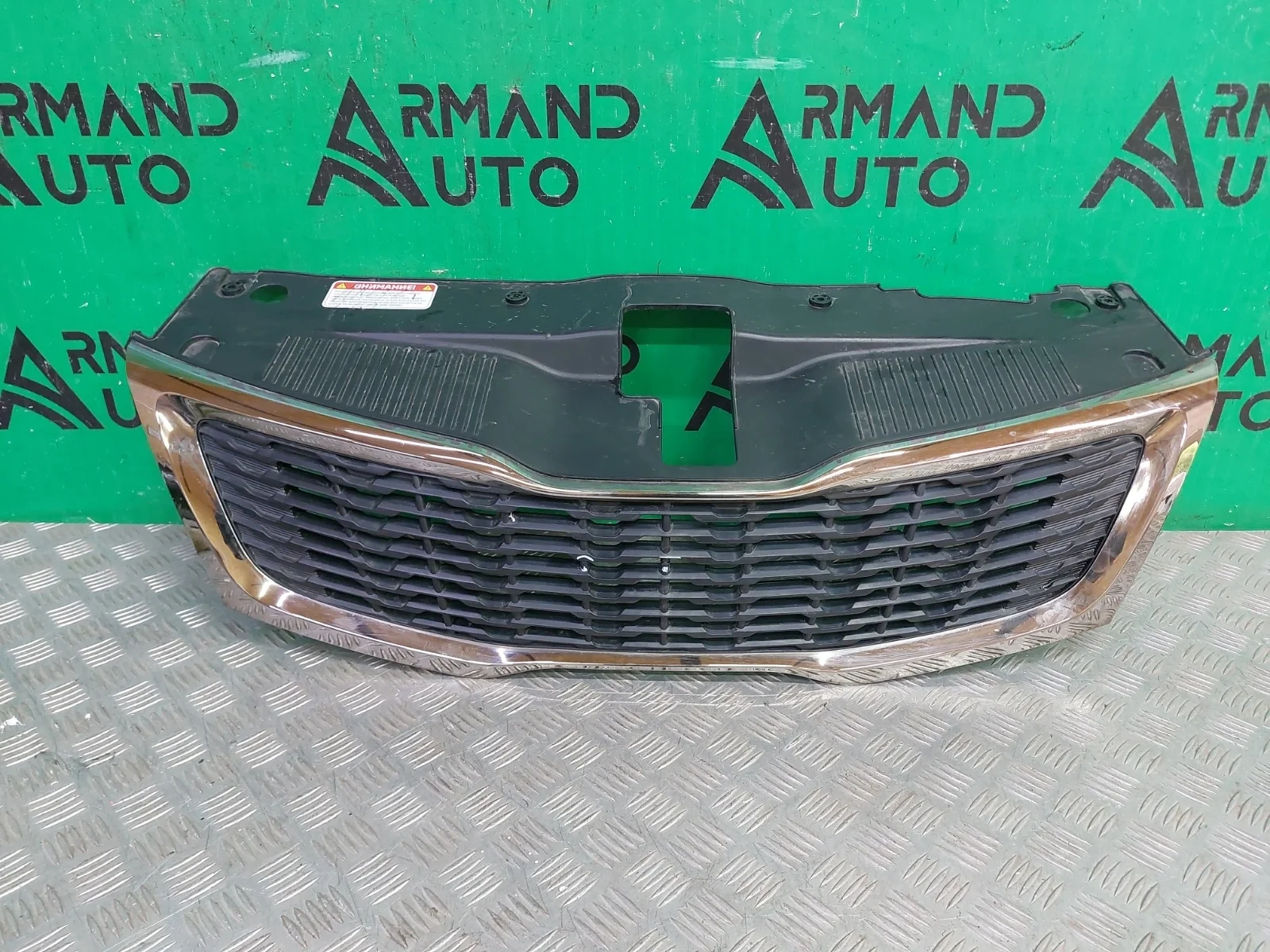 Решетка радиатора Kia Rio 2011-2015 3 QB