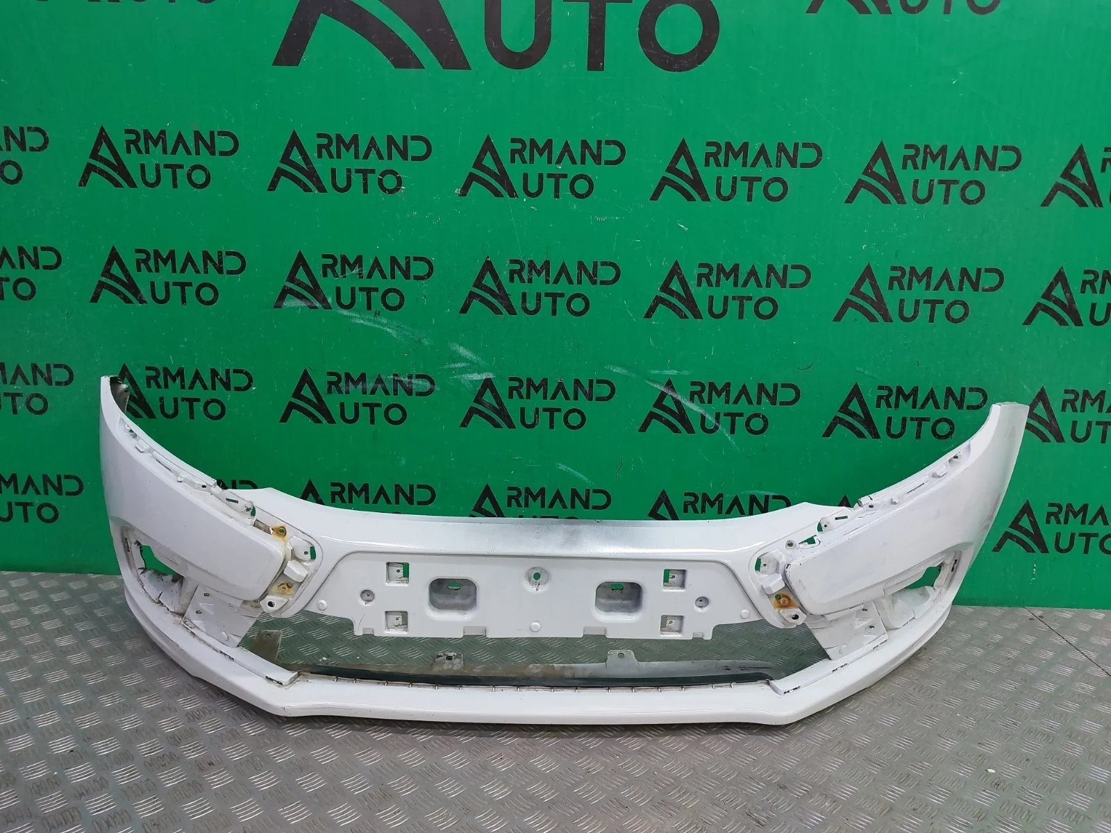 Бампер Lada Granta 2018-нв