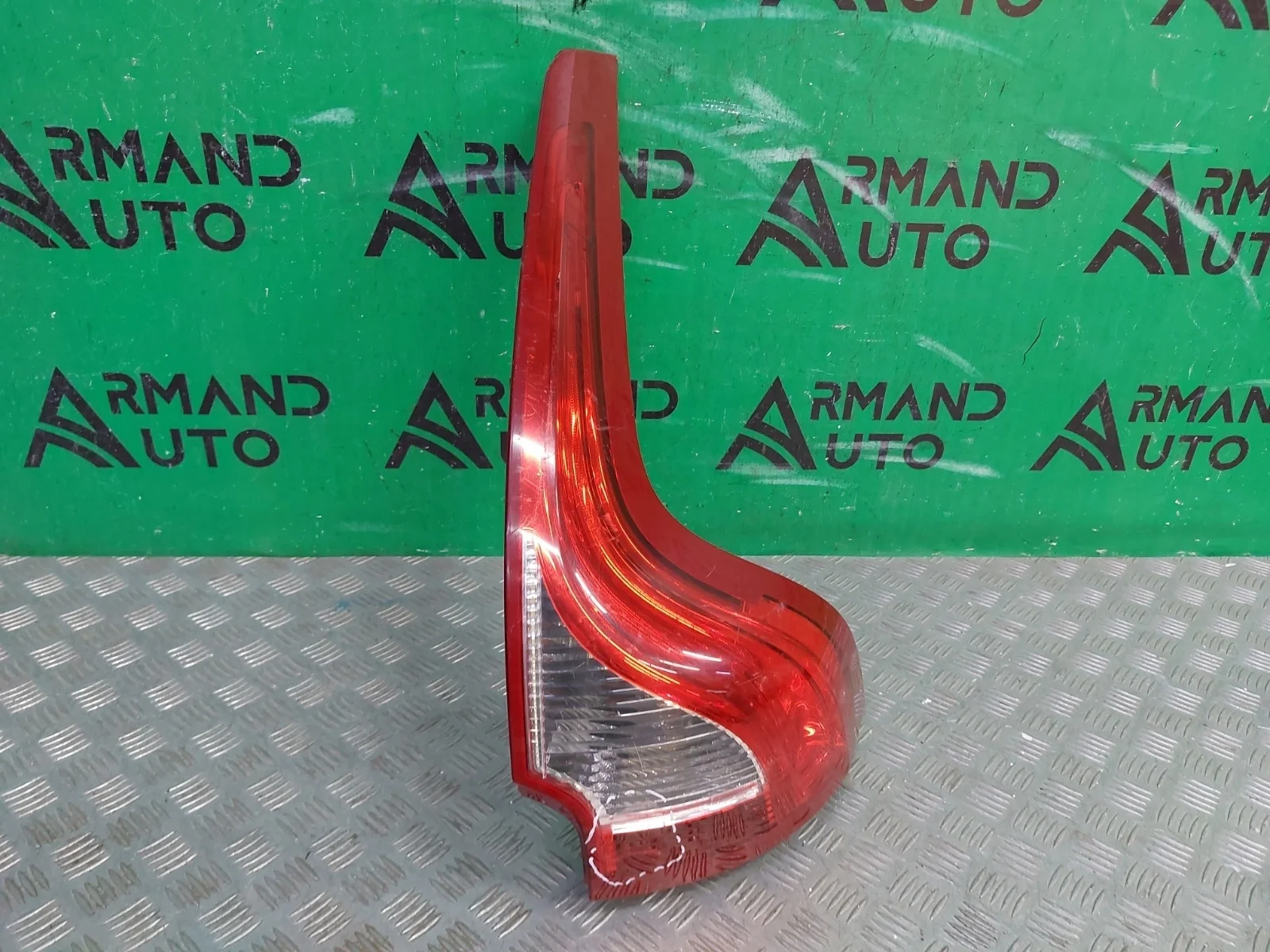 Фонарь Volvo XC60 2008-2017