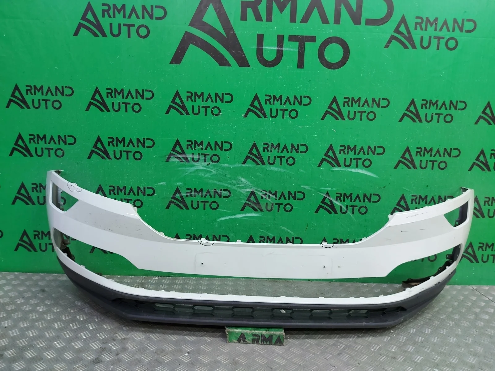 Бампер Skoda Karoq 2017-нв