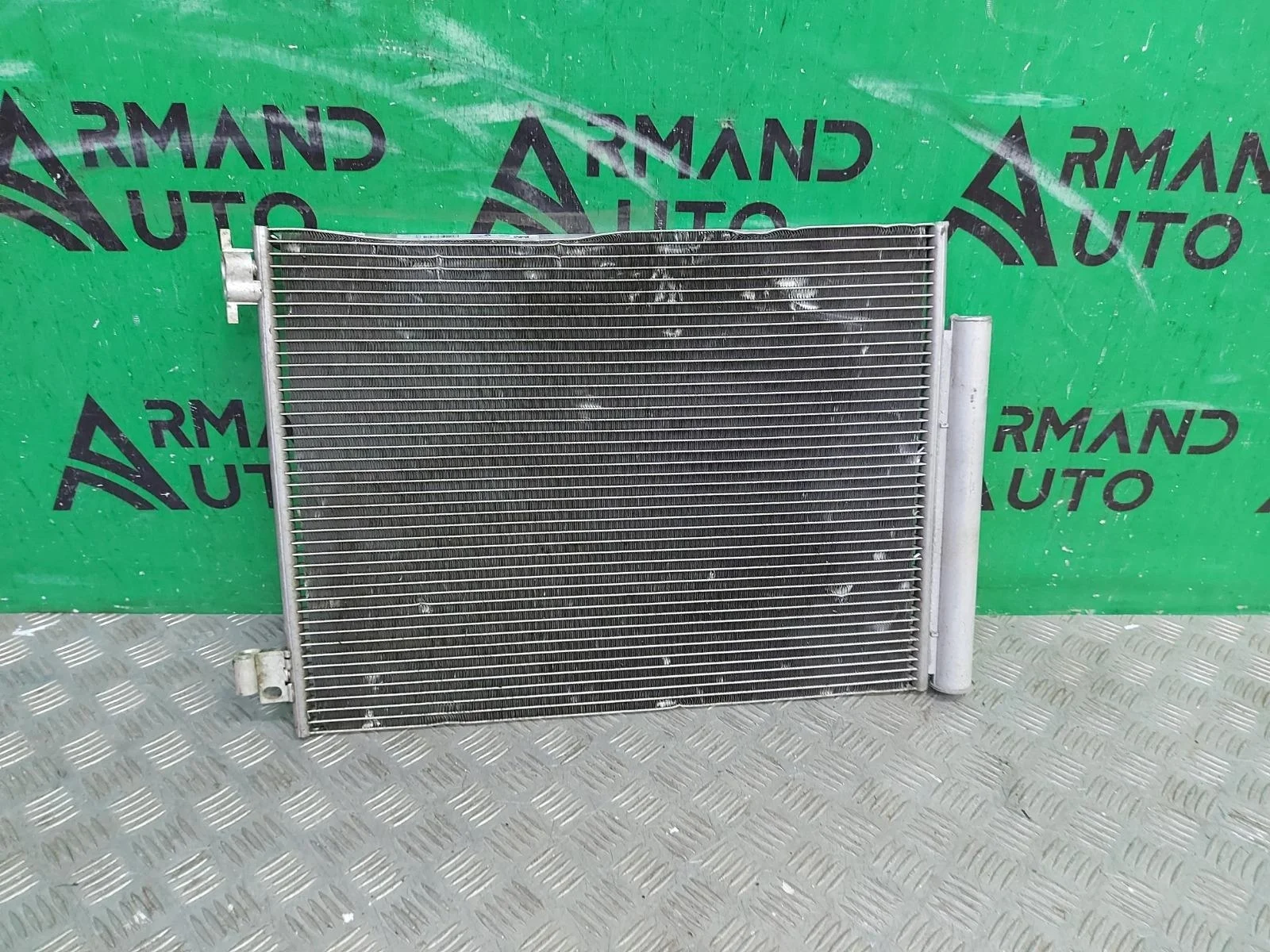 Радиатор кондиционера Renault Logan 2012-2022