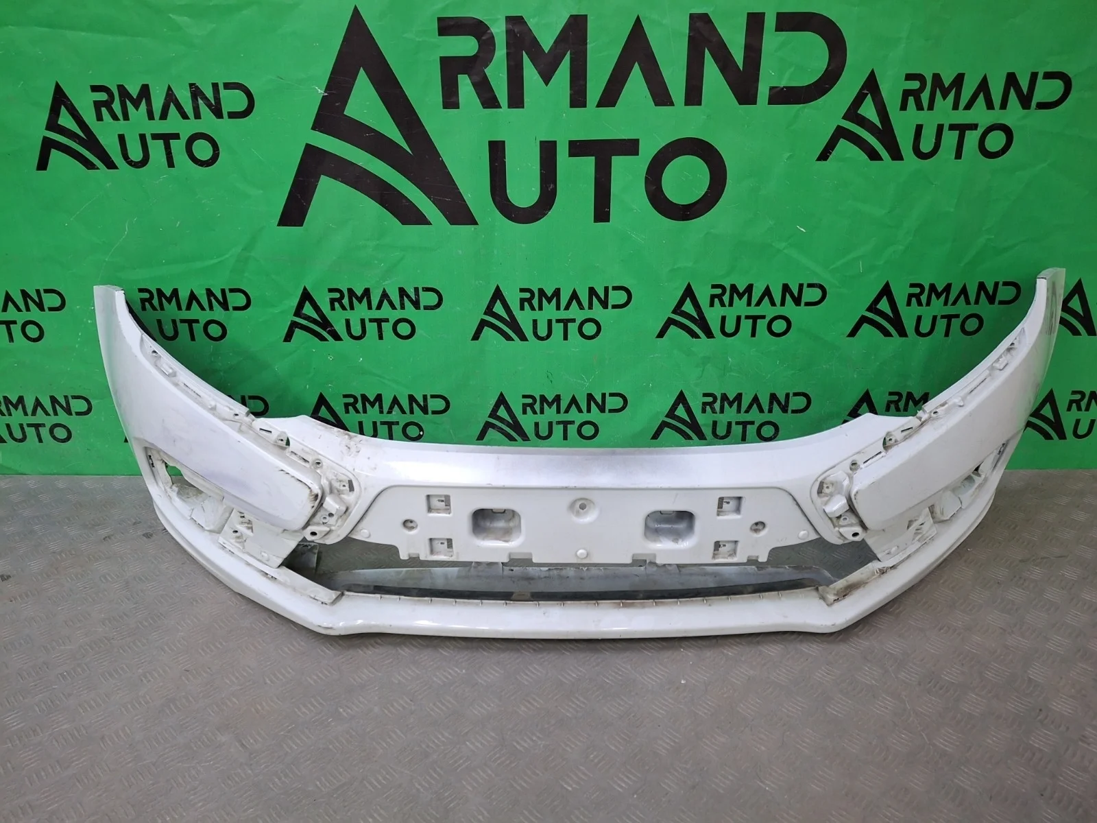 Бампер Lada Granta 2018-нв