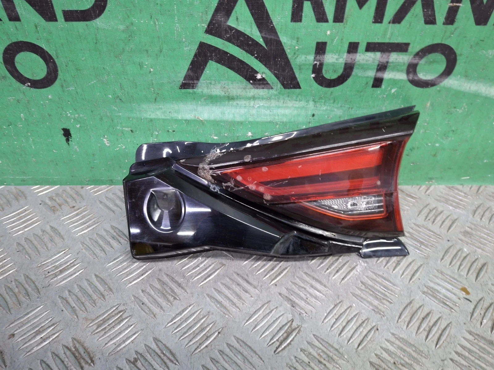 Фонарь внутренний Mazda CX-5 2017-нв