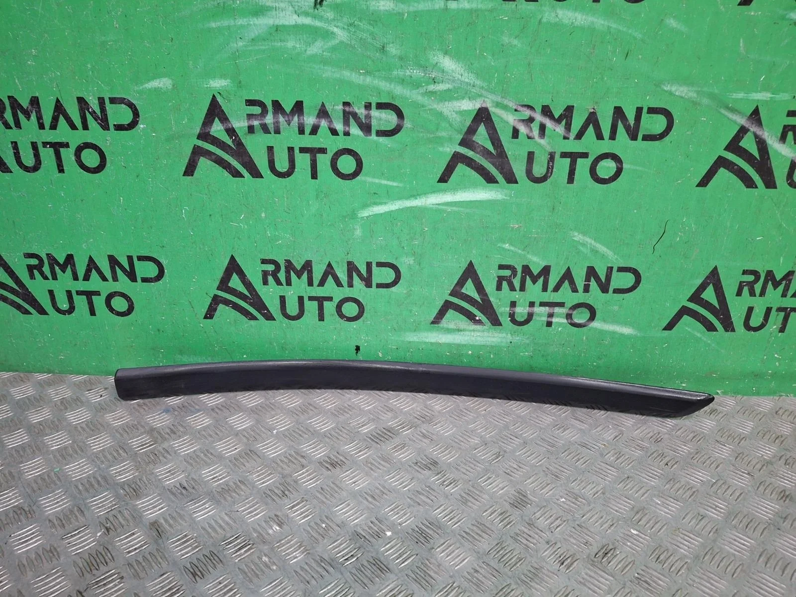 Молдинг двери Skoda Yeti 2009-2014