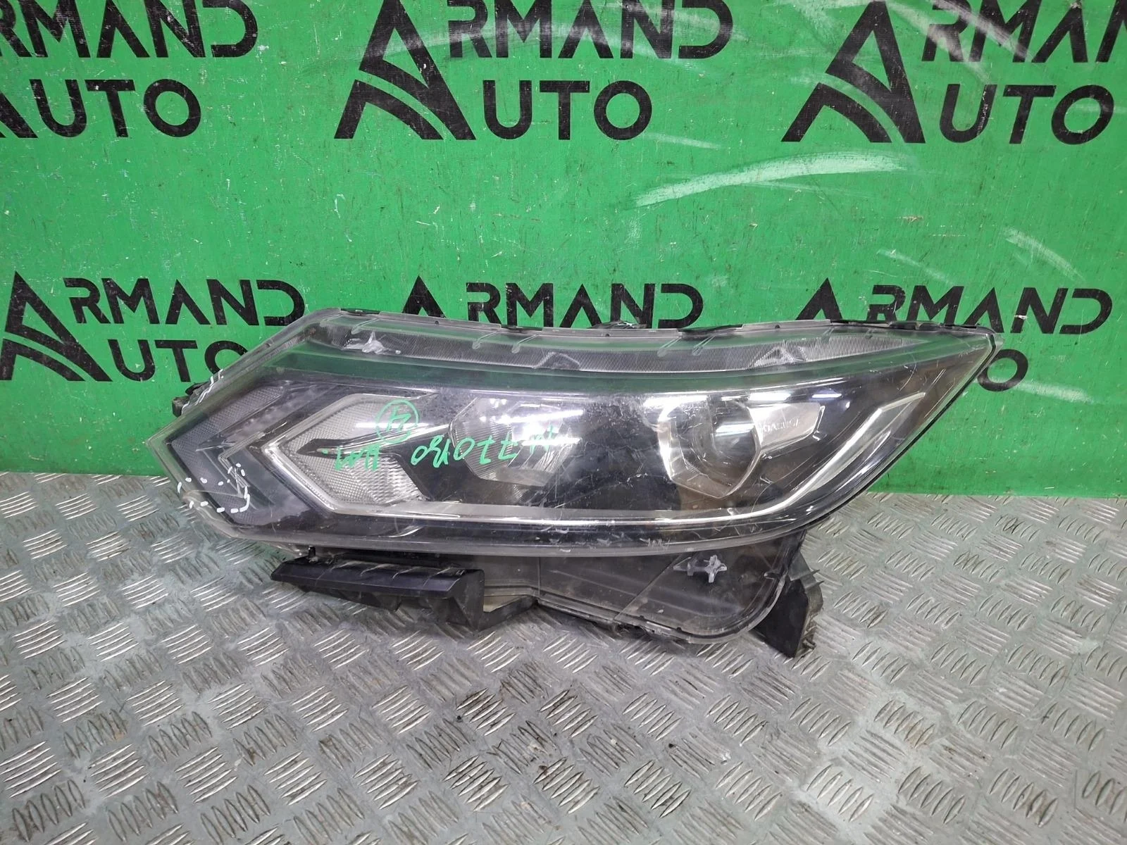 Фара Nissan Qashqai 2017-2022 j11