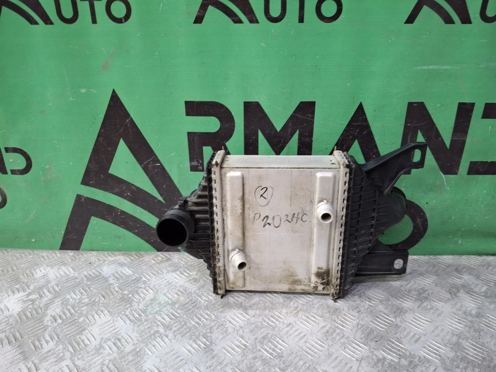 Интеркулер Land Rover Discovery 2016-нв 5