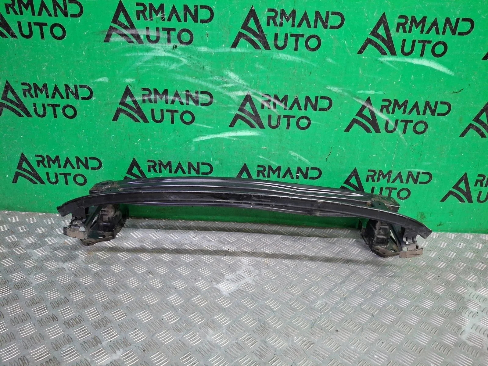 Усилитель бампера Skoda Rapid 2020-нв