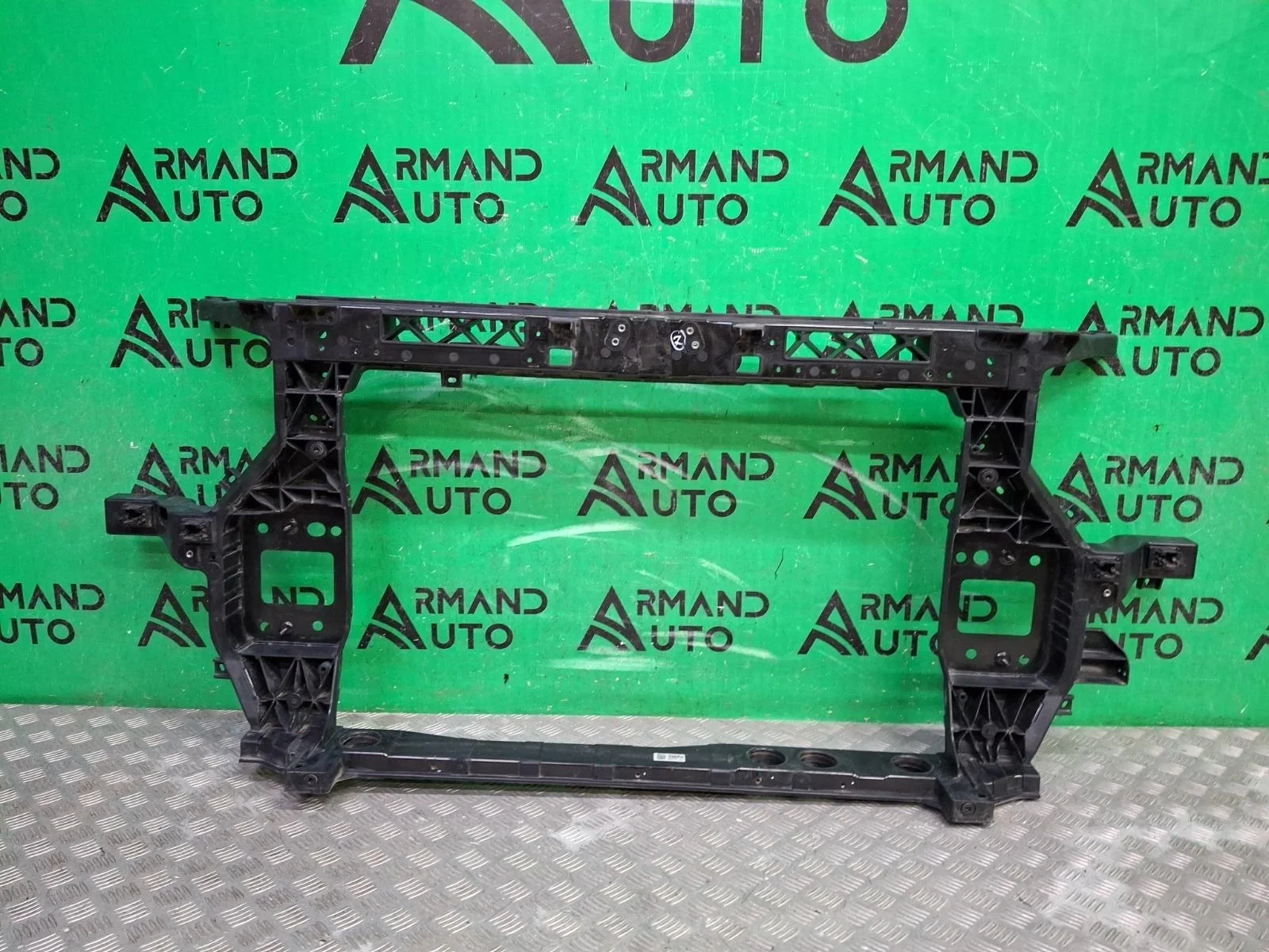 Панель передняя (суппорт радиатора) Hyundai Santa Fe 2020-нв 4 TM