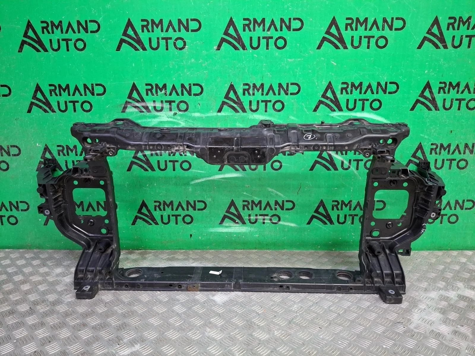 Панель передняя (суппорт радиатора) Kia K5 2020-нв 3