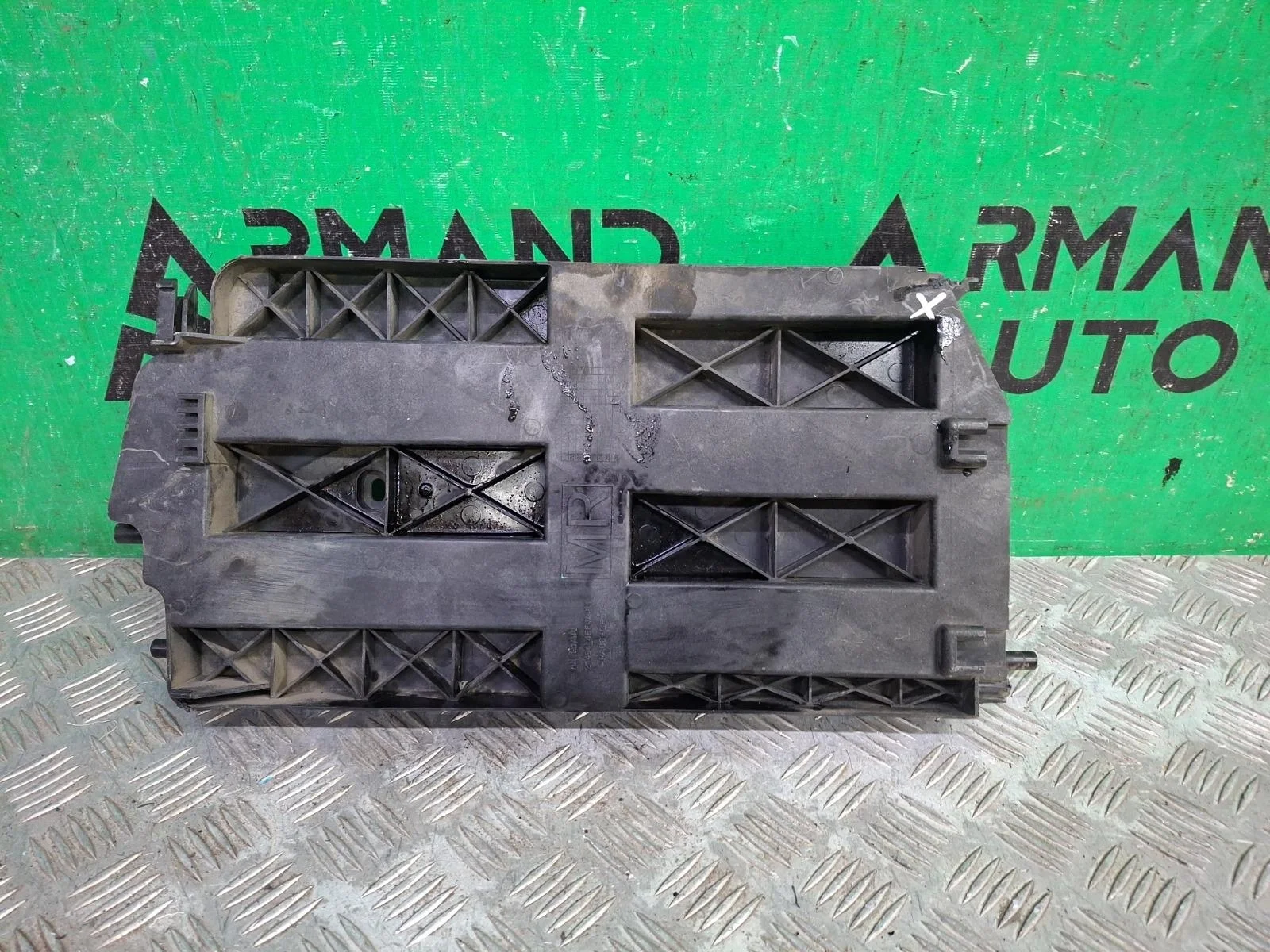 Дефлектор радиатора Nissan Qashqai 2013-2022 j11