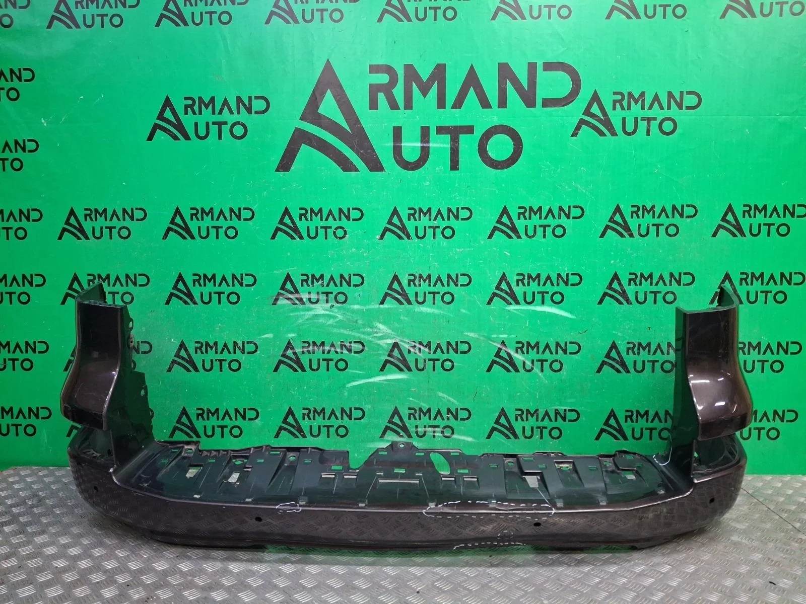 Бампер Lexus GX 2013-нв URJ150