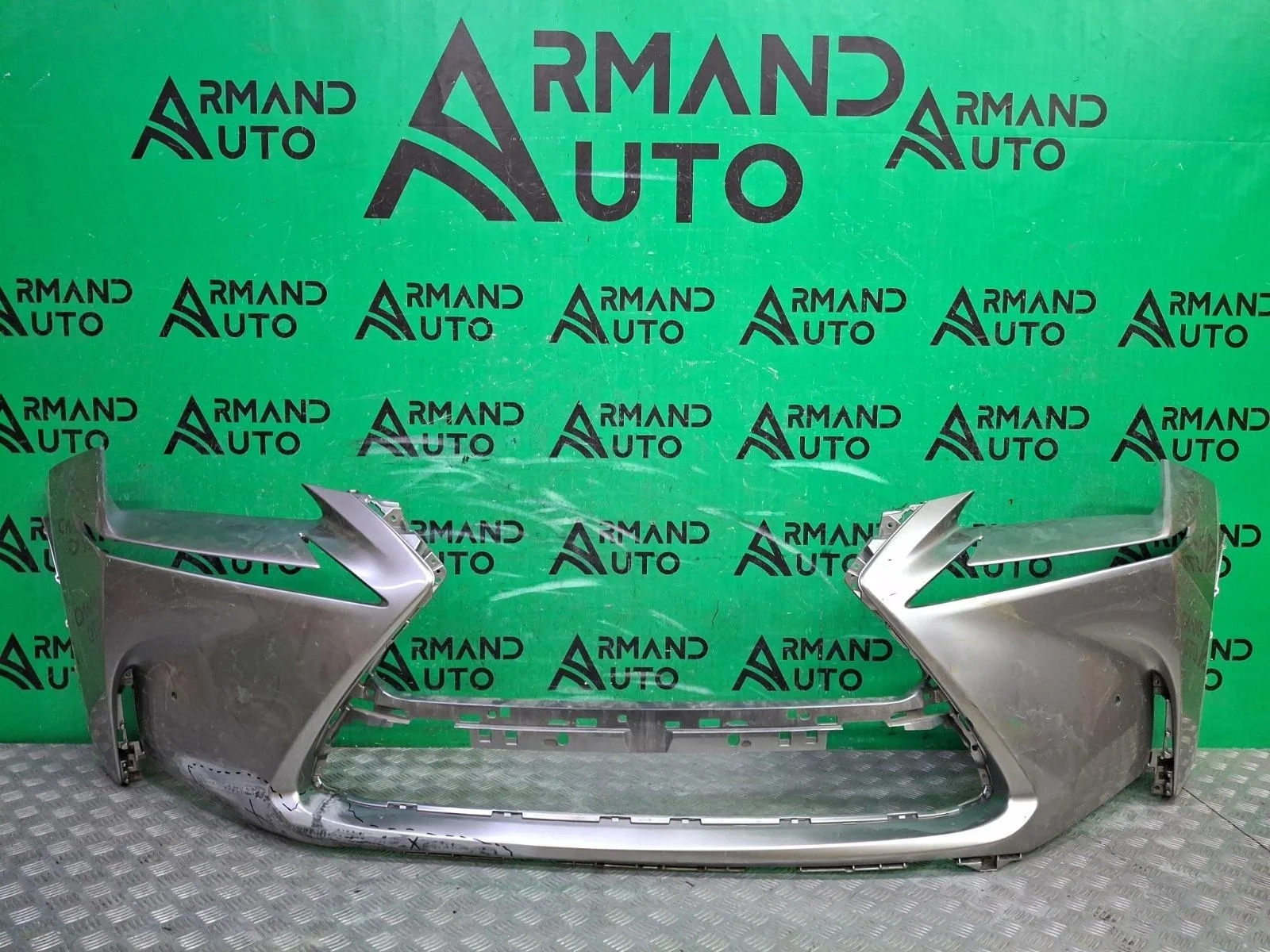 Бампер Lexus NX 2014-2017