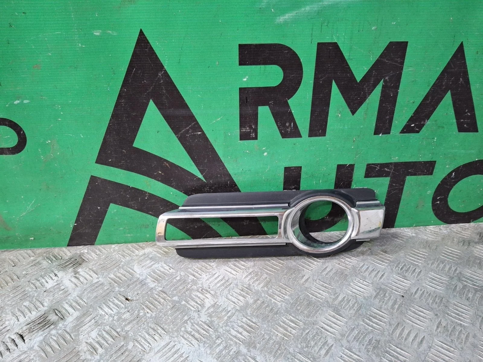 Окантовка птф Mitsubishi Pajero 2014-нв