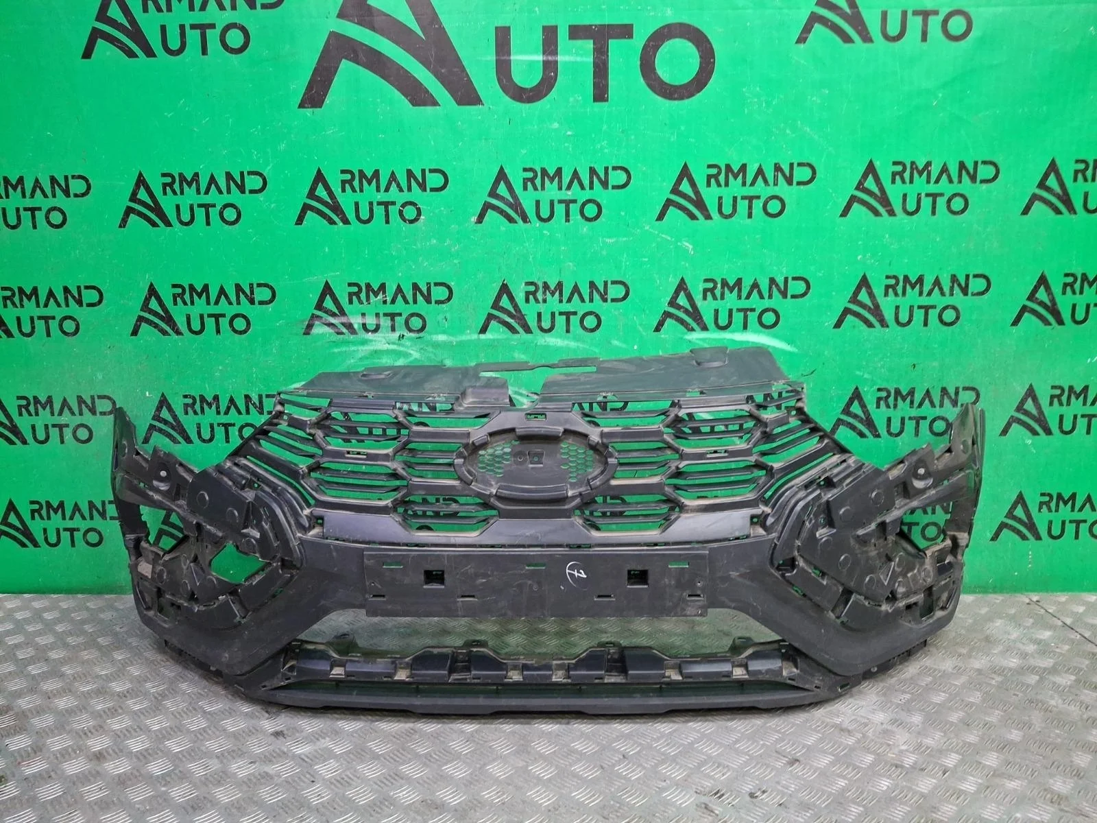 Бампер Lada Vesta 2022-нв 1