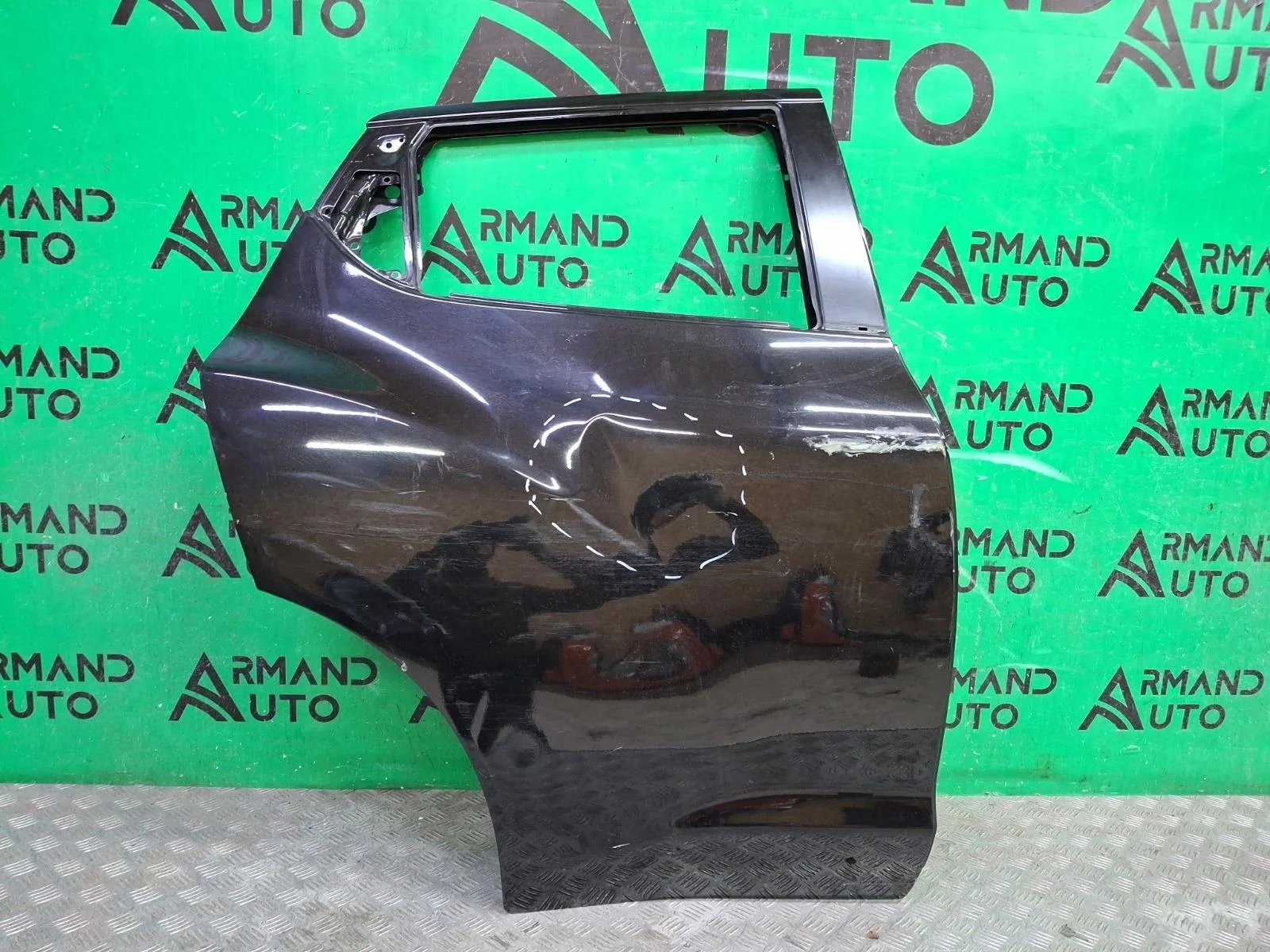 Дверь Nissan Juke 2010-2019 YF15