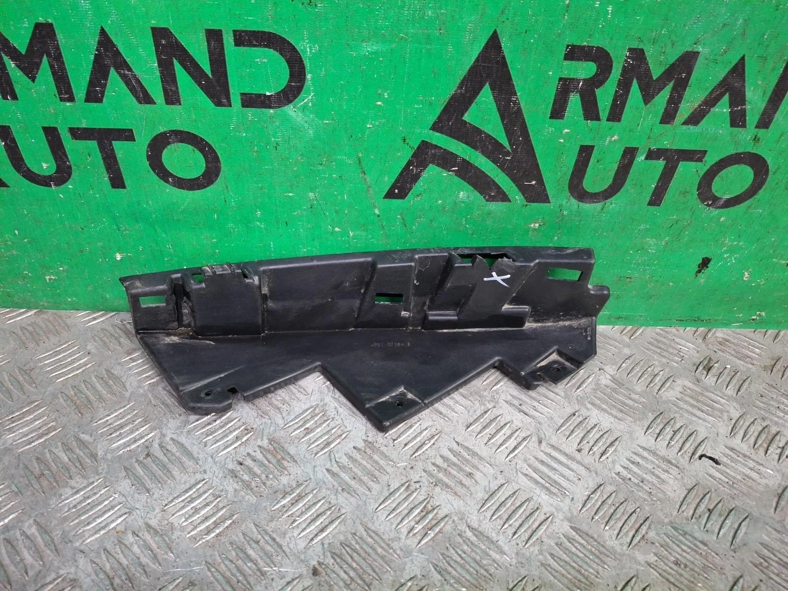 Кронштейн фары EXEED LX 2019-нв