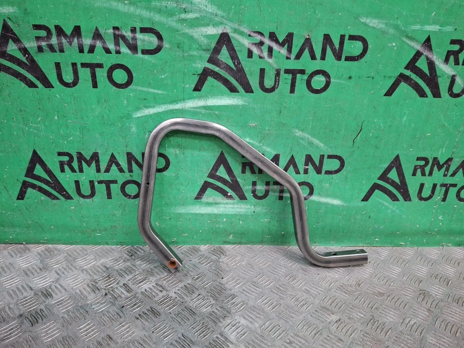 Петля крышки багажника Renault Logan 2012-2022