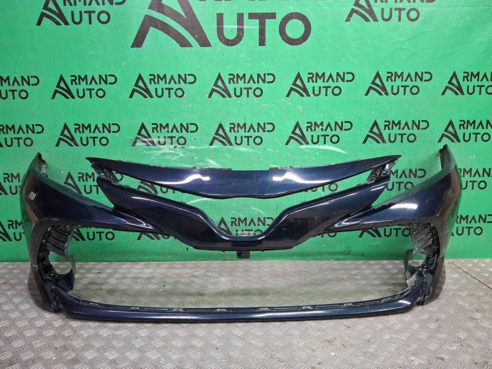 Бампер Toyota Camry 2017-2021 8 XV70