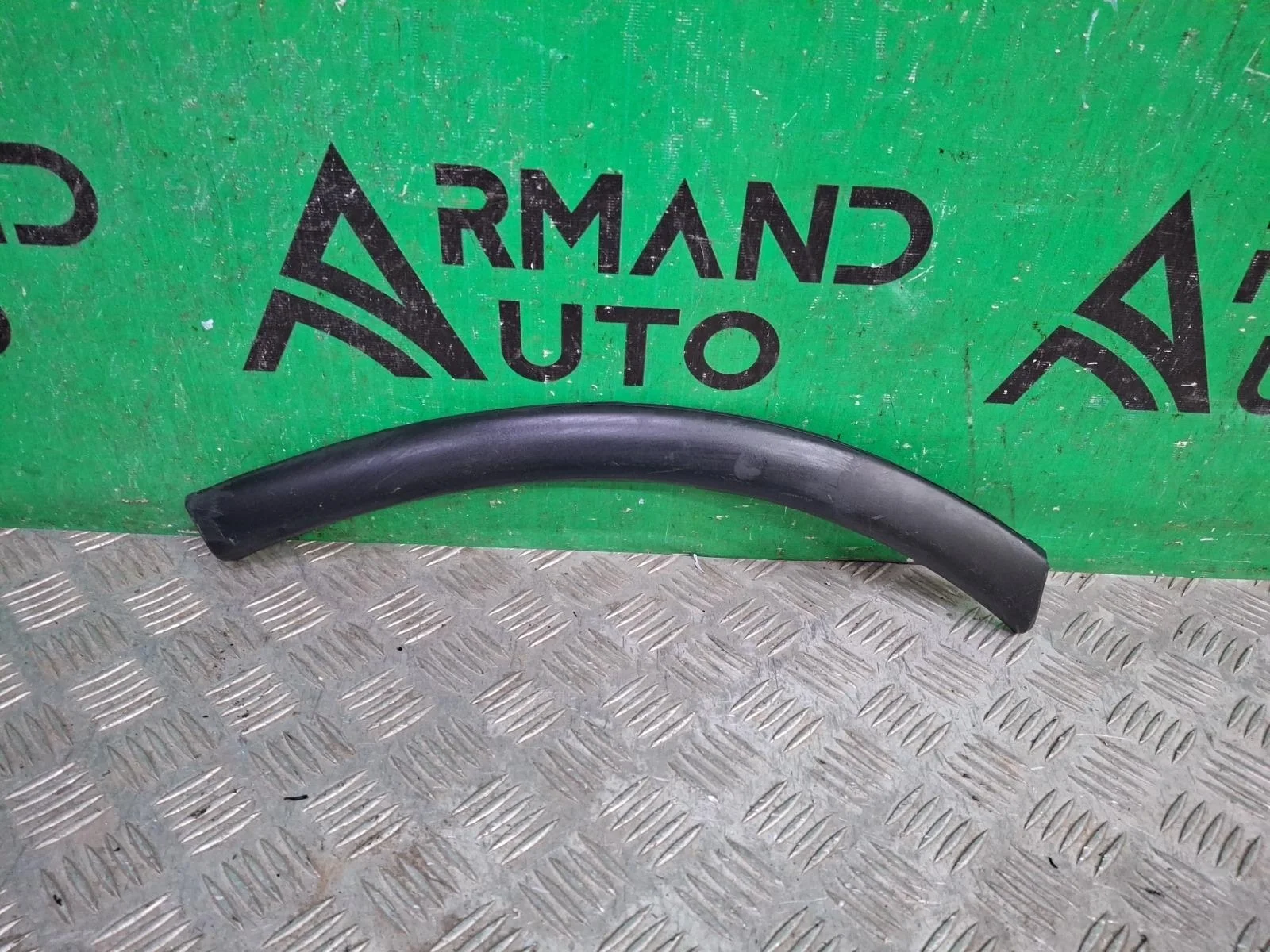 Расширитель бампера Mitsubishi Outlander 2014-2018 3