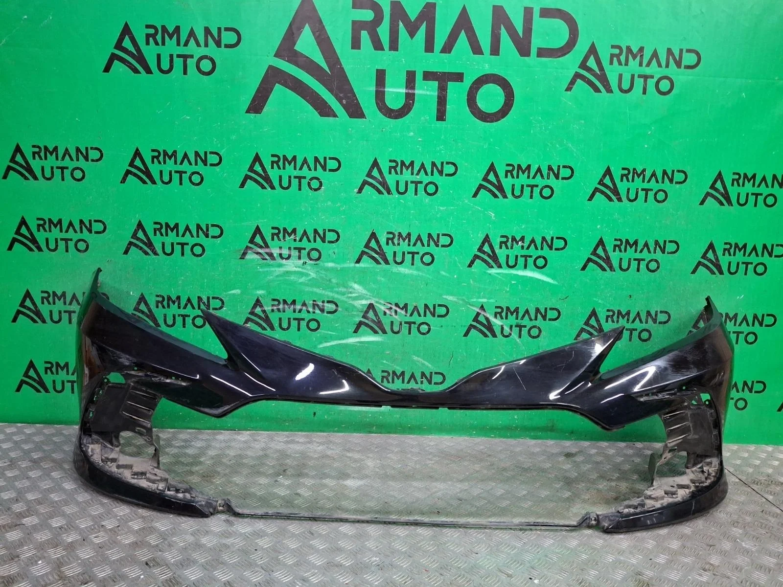 Бампер Toyota Camry 2020-нв 8 XV70