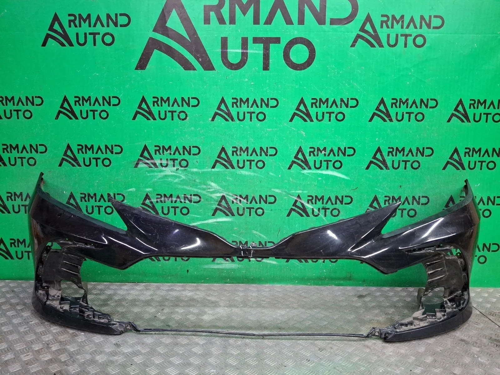 Бампер Toyota Camry 2020-нв 8 XV70