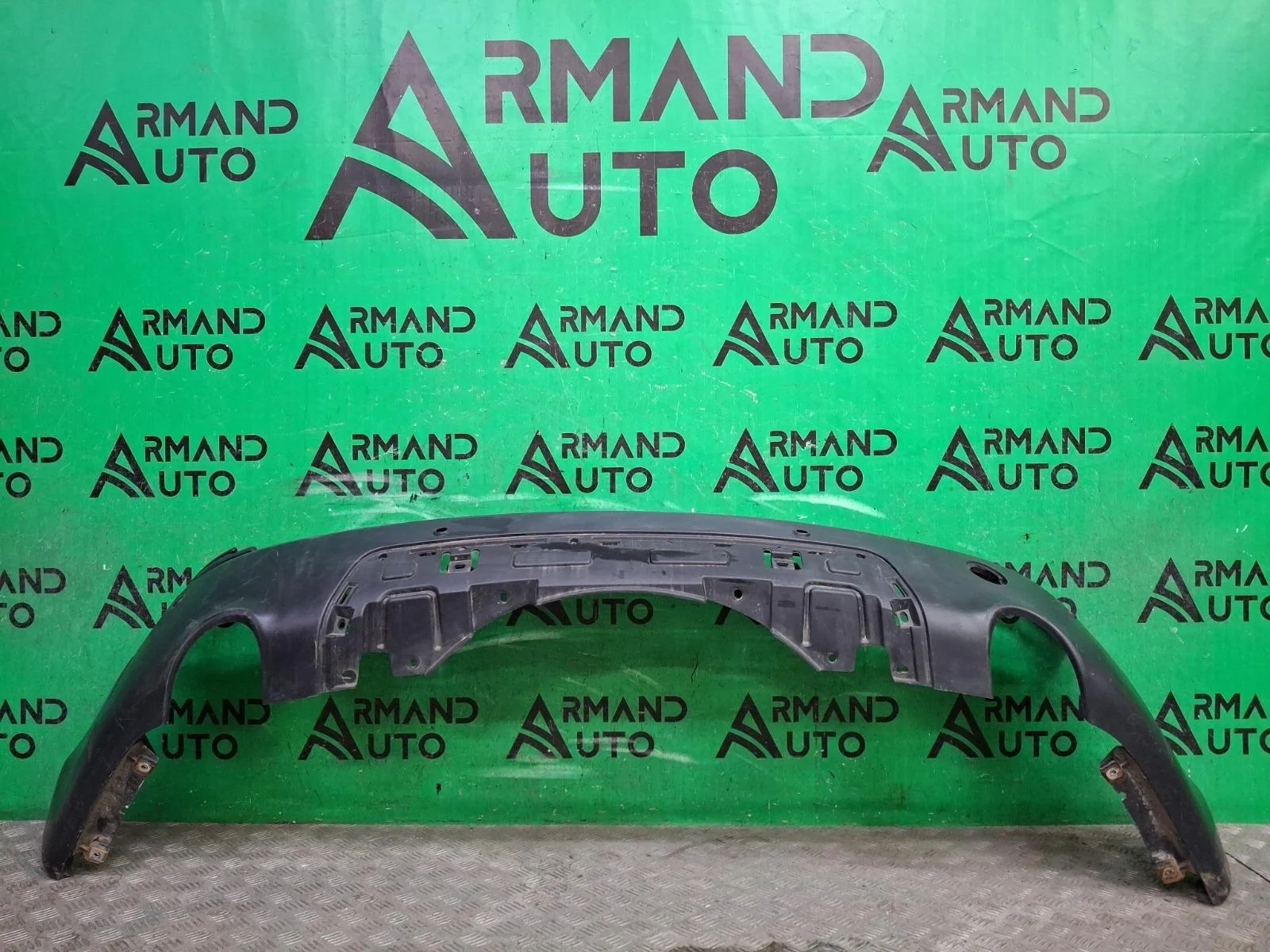 Бампер нижняя часть Land Rover Discovery Sport 2014-2019 L550