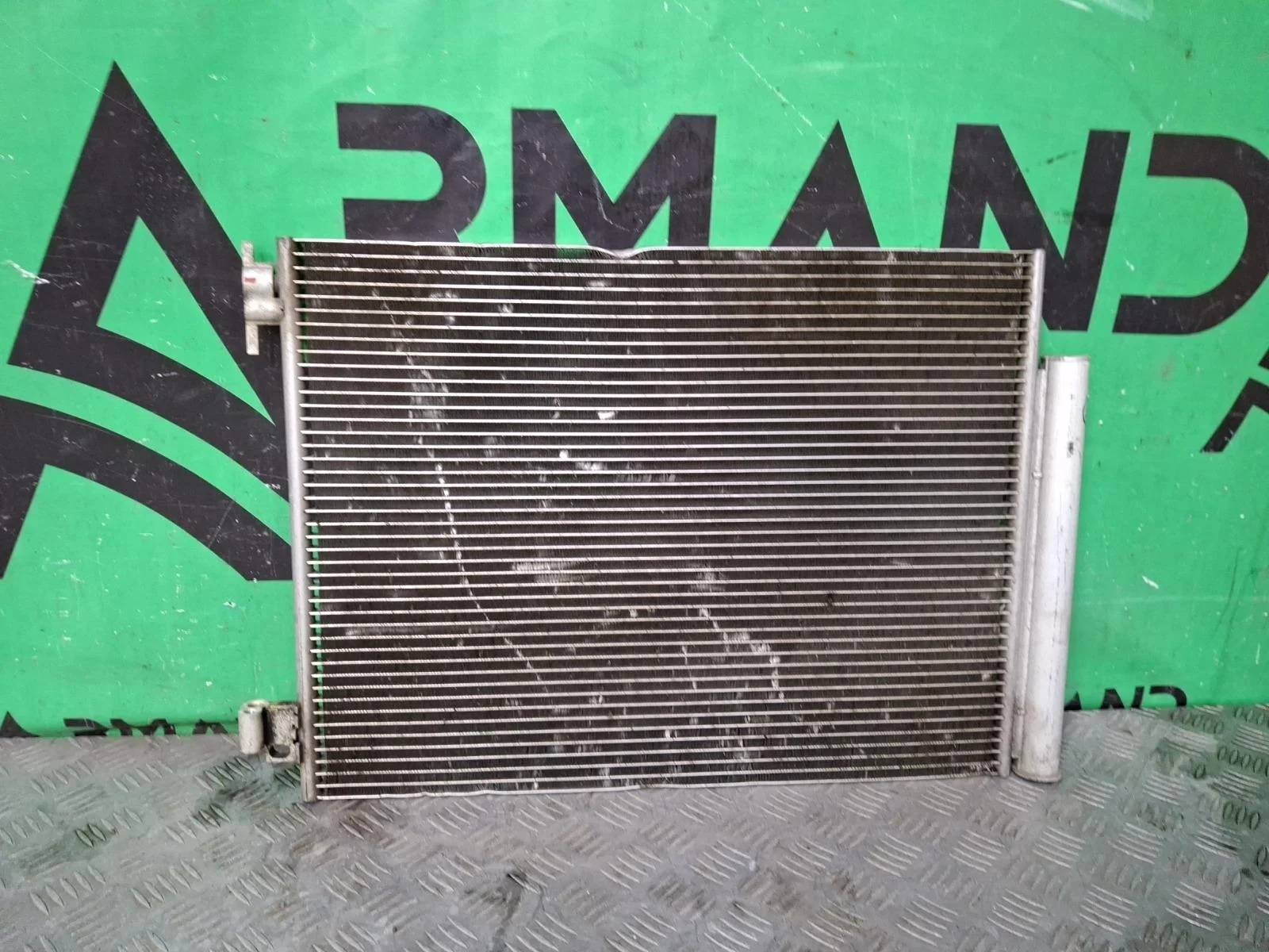 Радиатор кондиционера Renault Logan 2012-2022