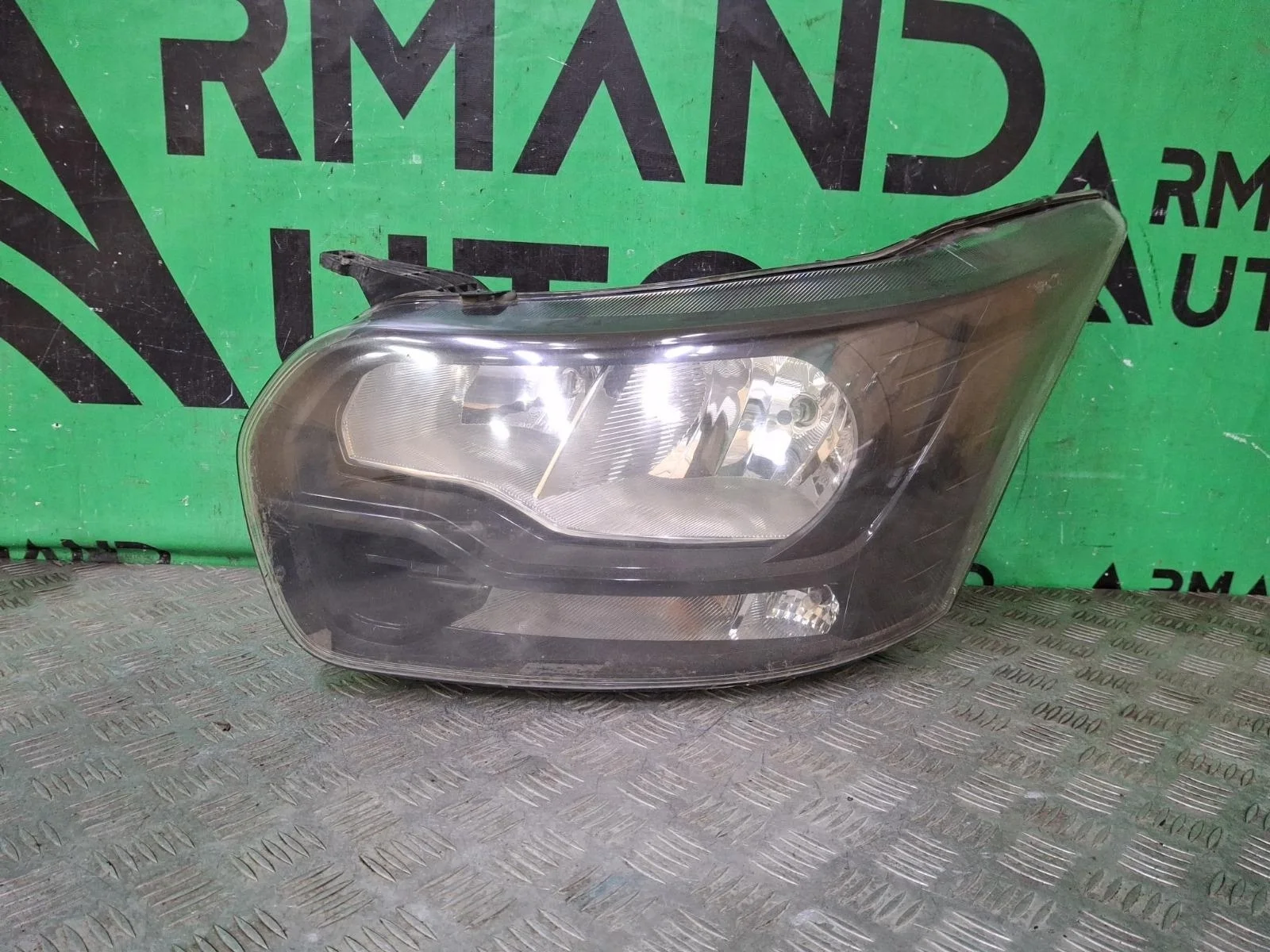 Фара Ford Transit 2014-нв 7 TTG