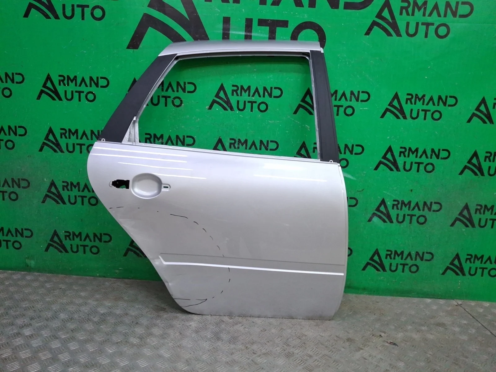 Дверь Lada Granta 2014-нв