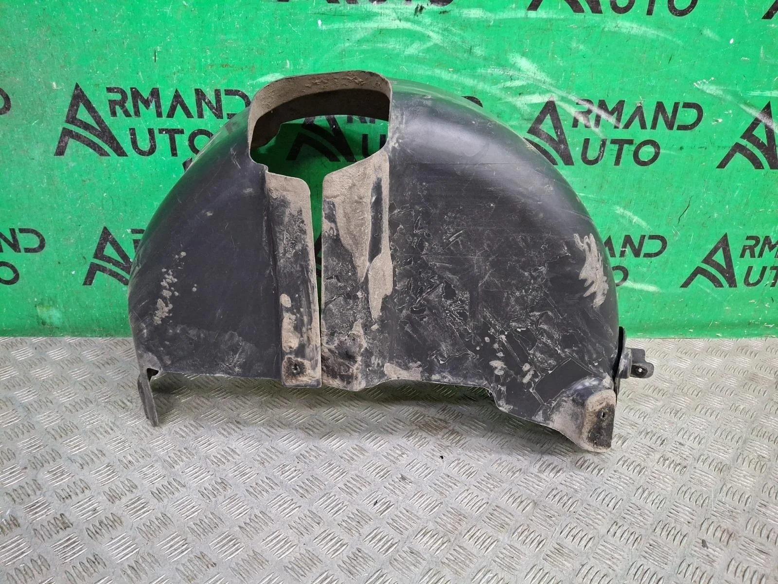 Подкрылок Skoda Rapid 2014-2020