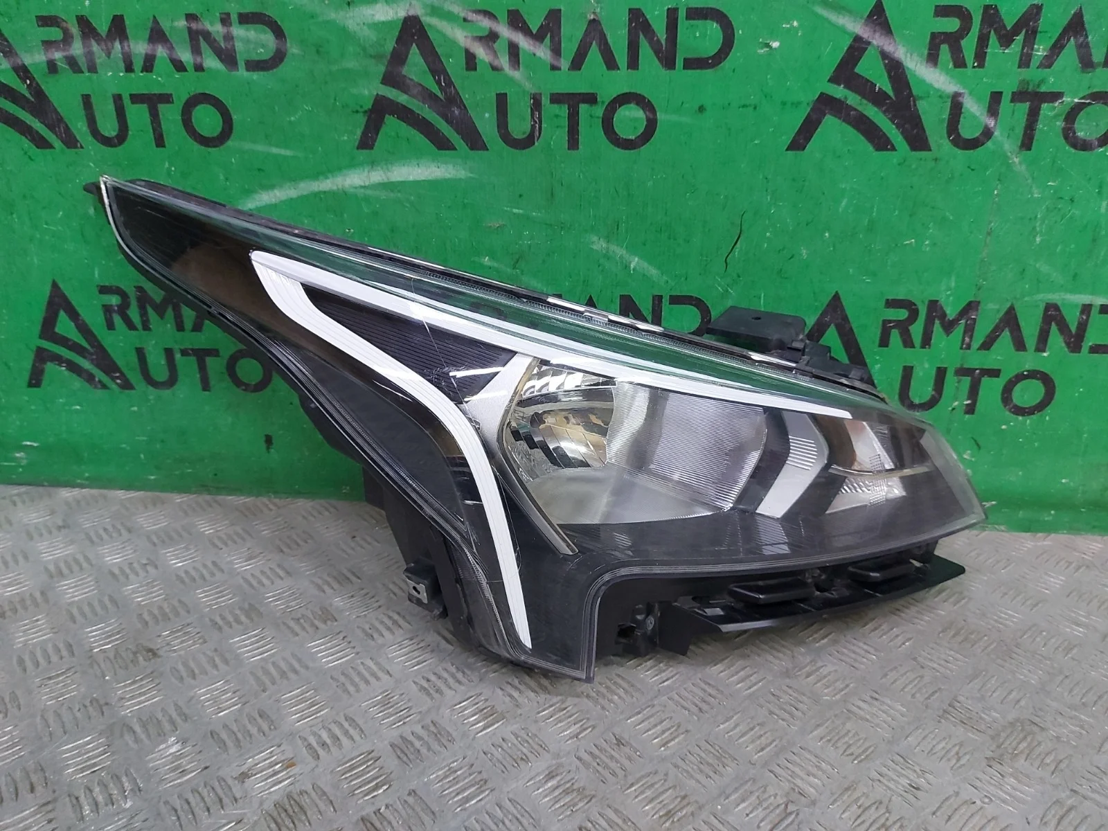 Фара Kia Rio 2020-нв 4 FB