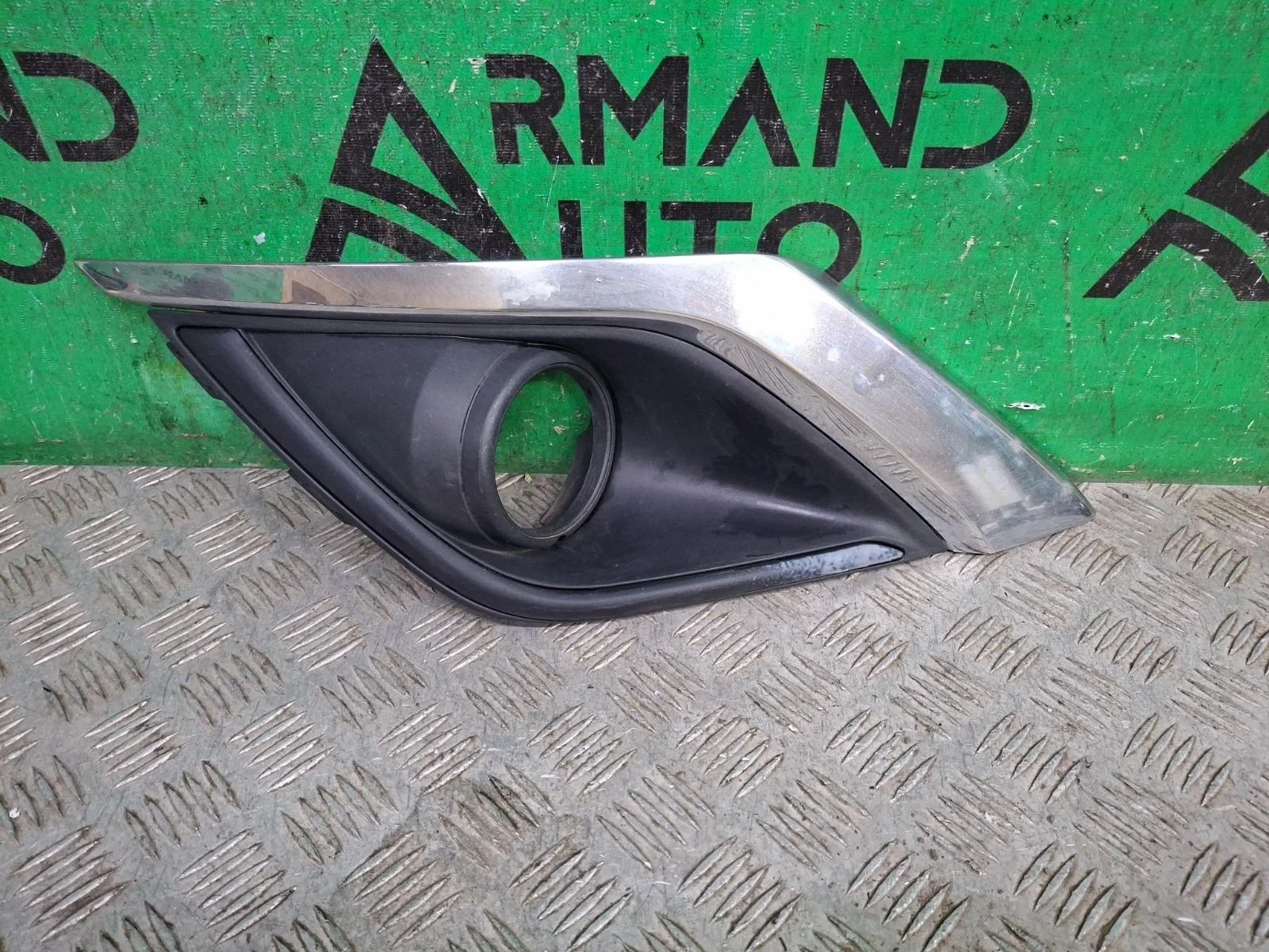 Окантовка птф Mitsubishi Outlander 2018-нв 3