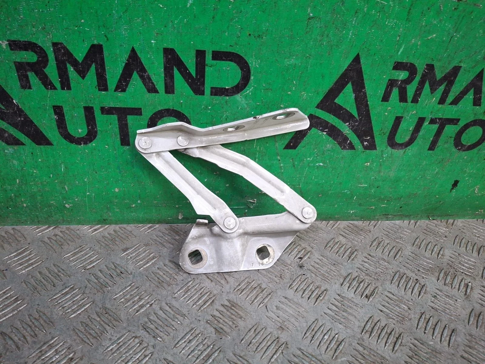 Петля капота Ford Transit 2014-нв 7 TTG