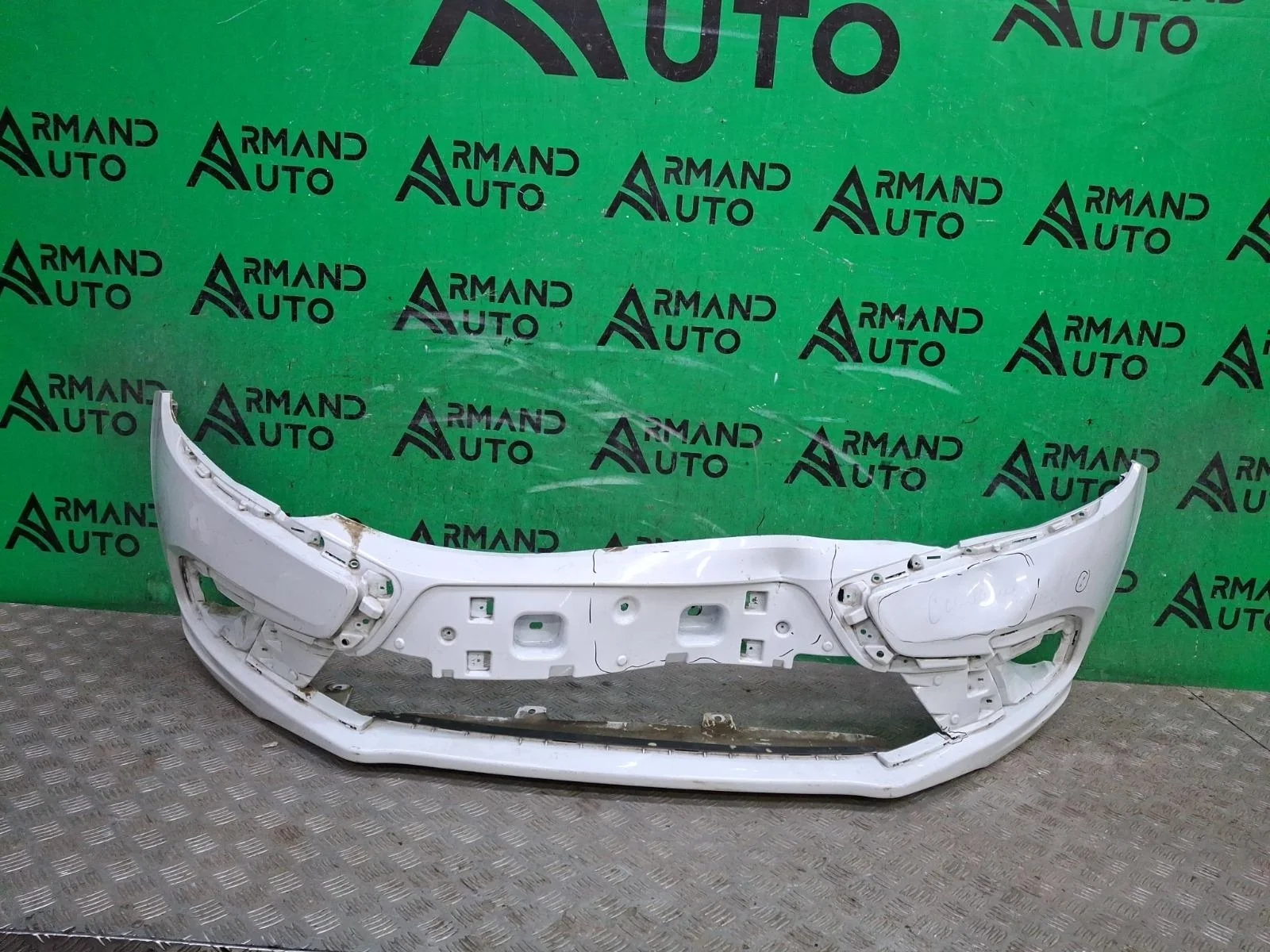 Бампер Lada Granta 2018-нв