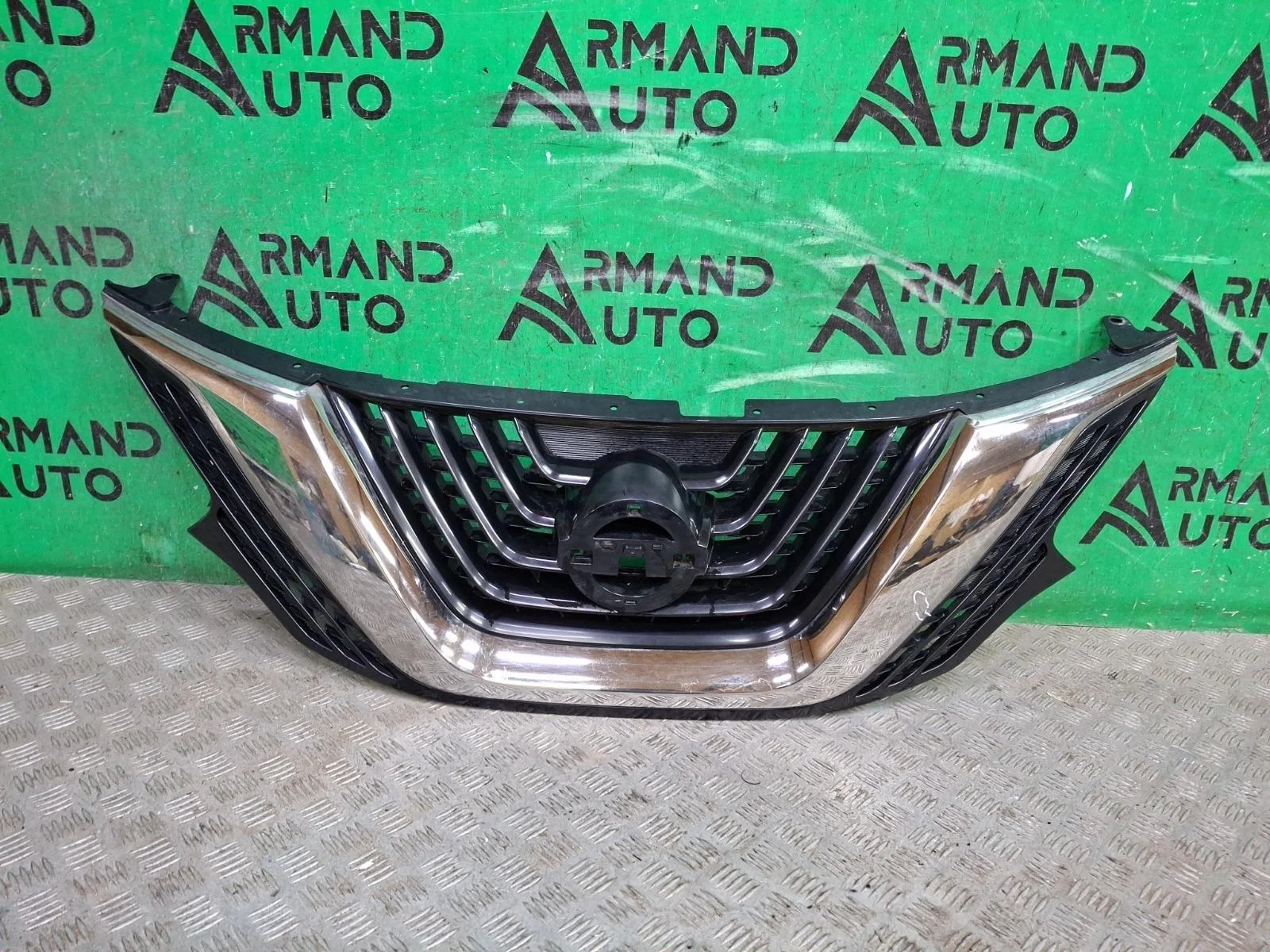 Решетка радиатора Nissan Murano 2014-нв Z52