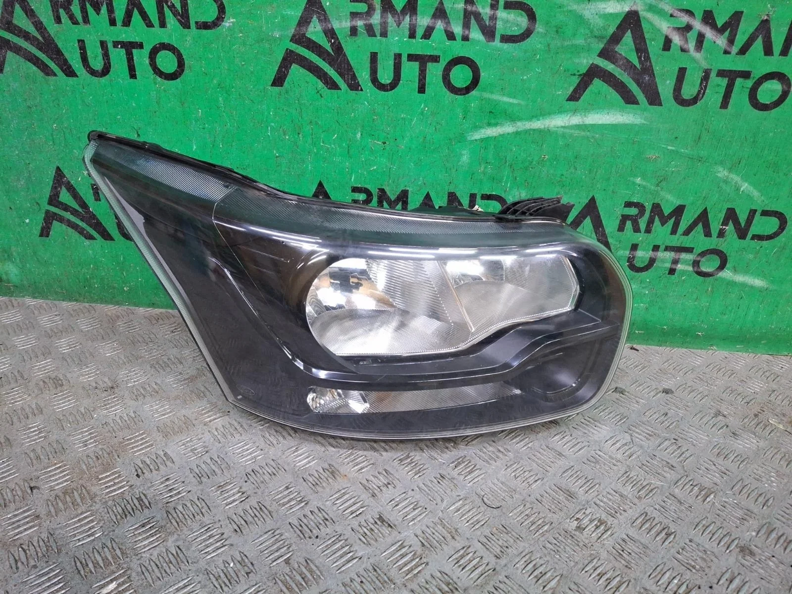 Фара Ford Transit 2014-нв 7 TTG