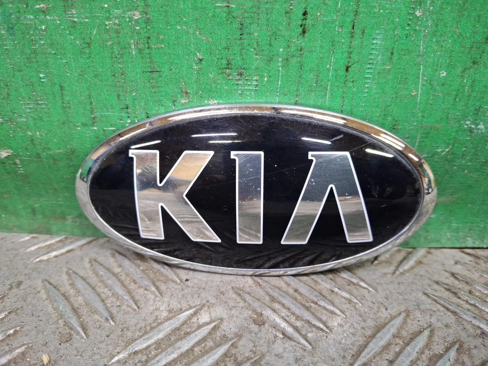 Эмблема Kia Ceed 2018-нв 3 CD